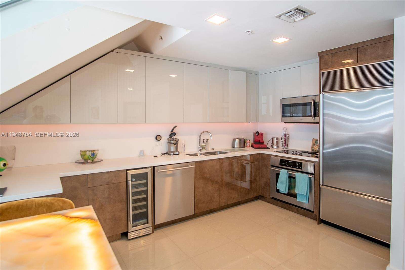 Four Midtown at 3301 1 Ave, Miami, FL 33137 - For Sale photo 8