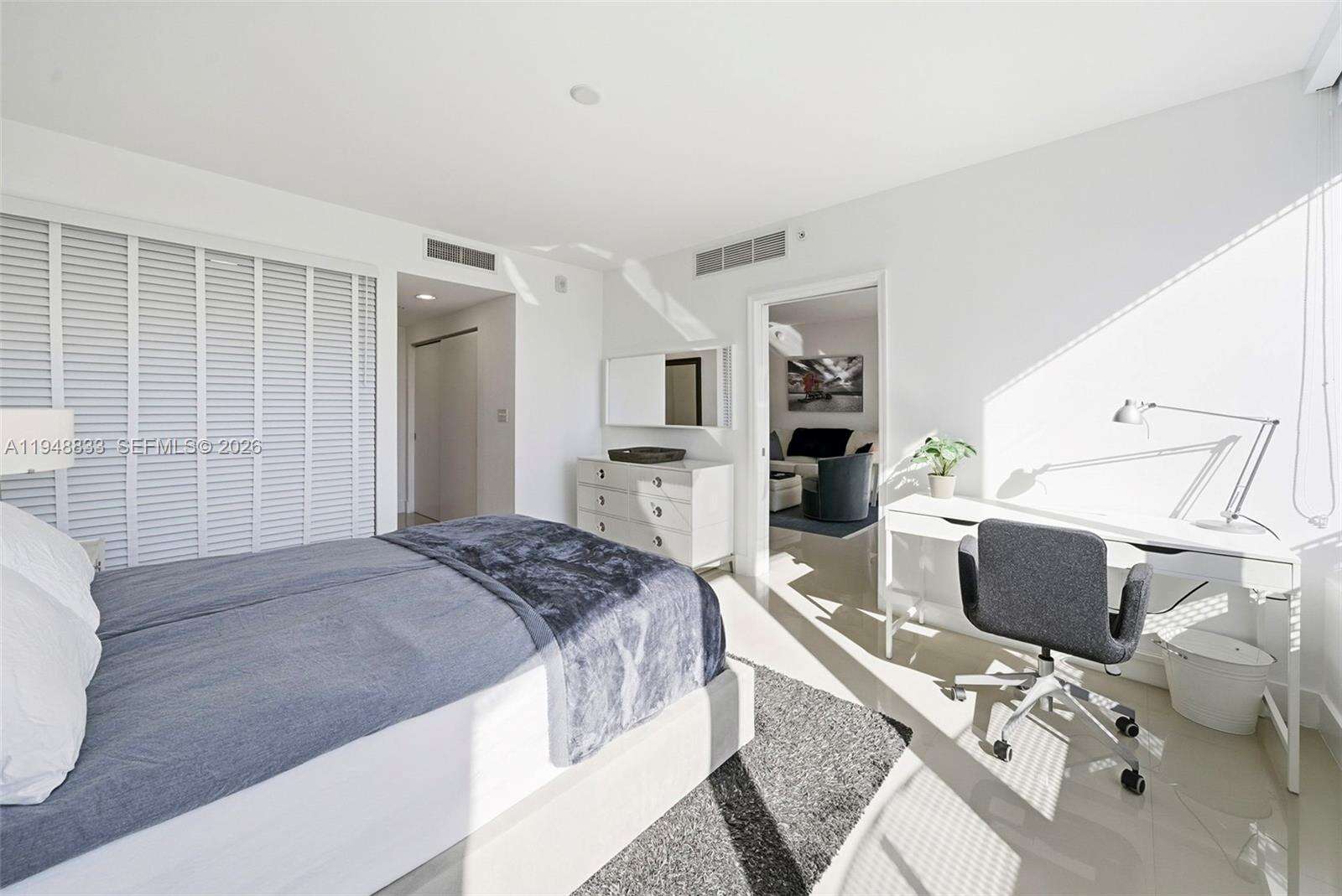 Artepark North at 2155 Washington Ct, Miami Beach, FL 33139 - For Sale photo 16