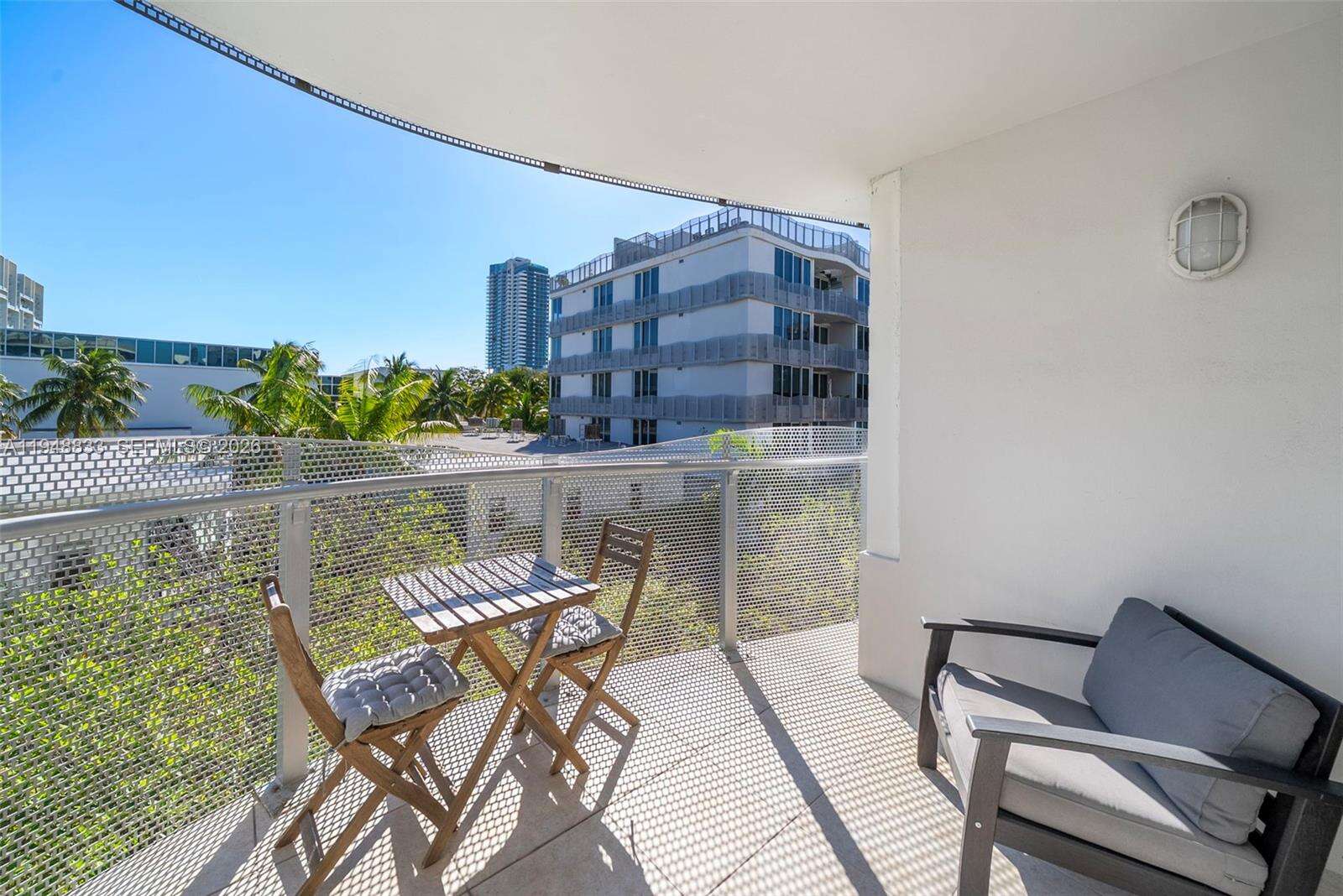 Artepark North at 2155 Washington Ct, Miami Beach, FL 33139 - For Sale photo 6