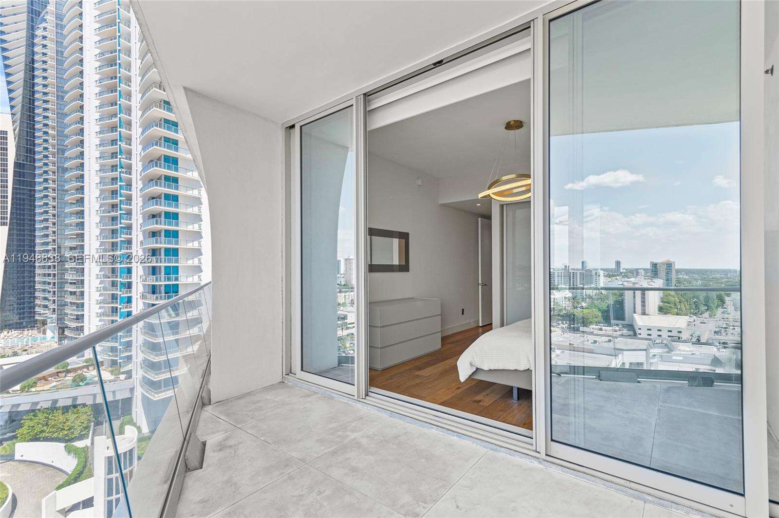 JADE SIGNATURE - 16901 Collins Ave, Sunny Isles Beach, FL 33160 | Picture 10