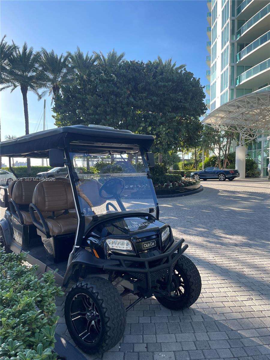 MURANO AT PORTOFINO - 1000 Pointe Dr, Miami Beach, FL 33139 | Picture 11