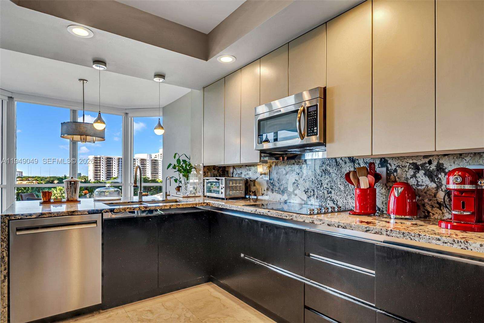 Atlantic 2 At The Point at 21150 Point Pl, Aventura, FL 33180 - For Sale photo 15