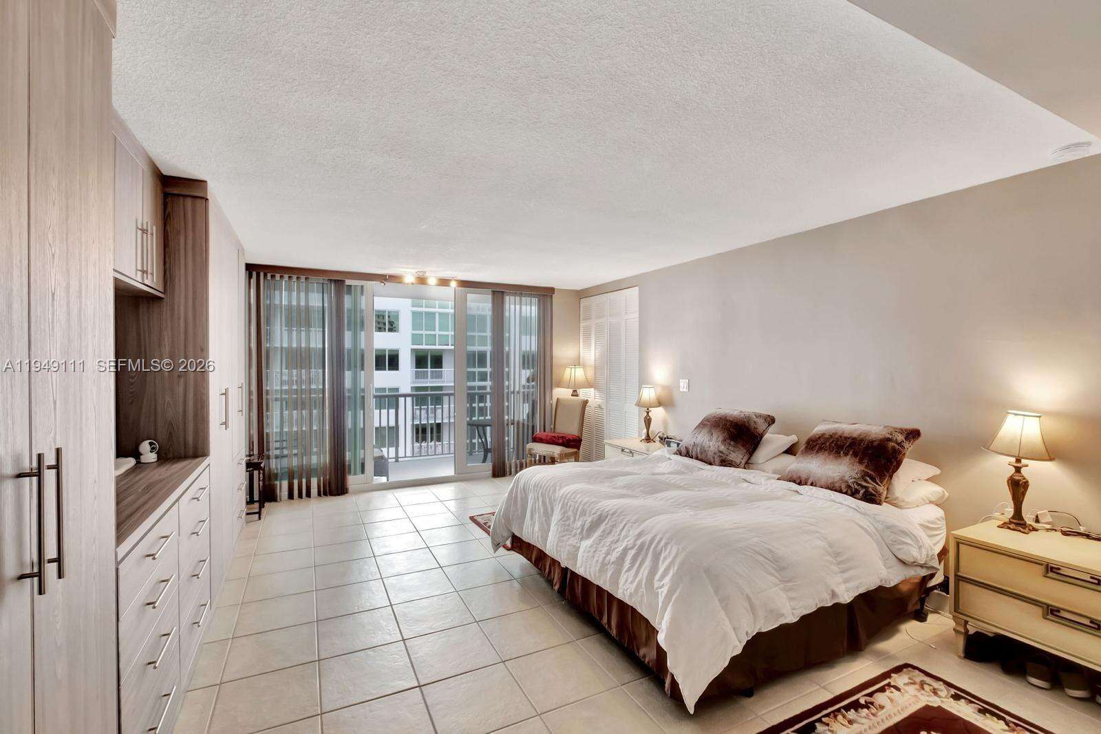 The Carriage House at 5401 Collins Ave, Miami Beach, FL 33140 - For Sale photo 16