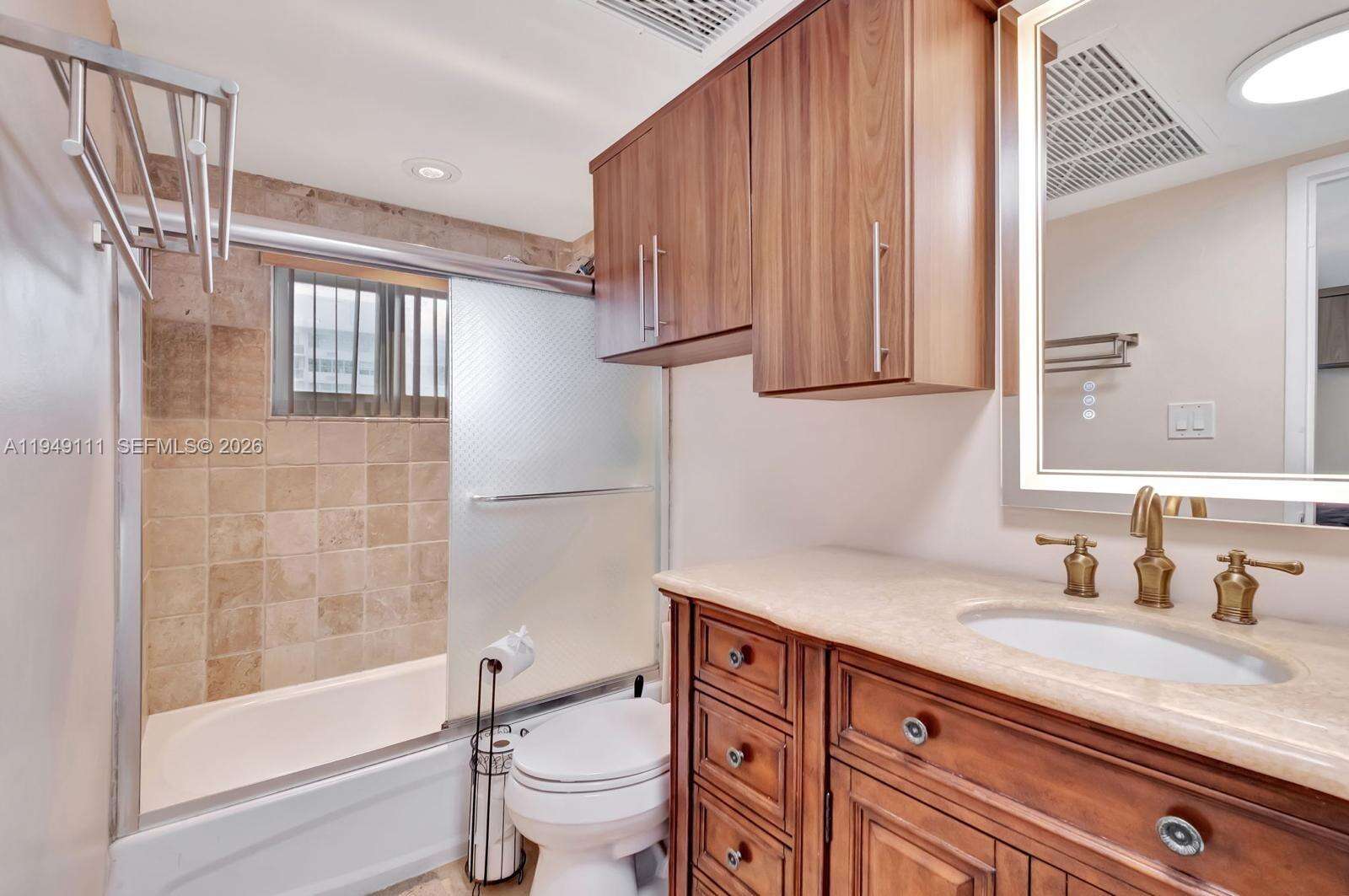 The Carriage House at 5401 Collins Ave, Miami Beach, FL 33140 - For Sale photo 17