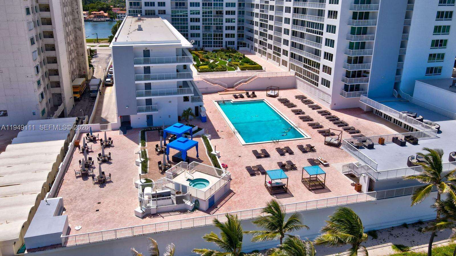 The Carriage House at 5401 Collins Ave, Miami Beach, FL 33140 - For Sale photo 24