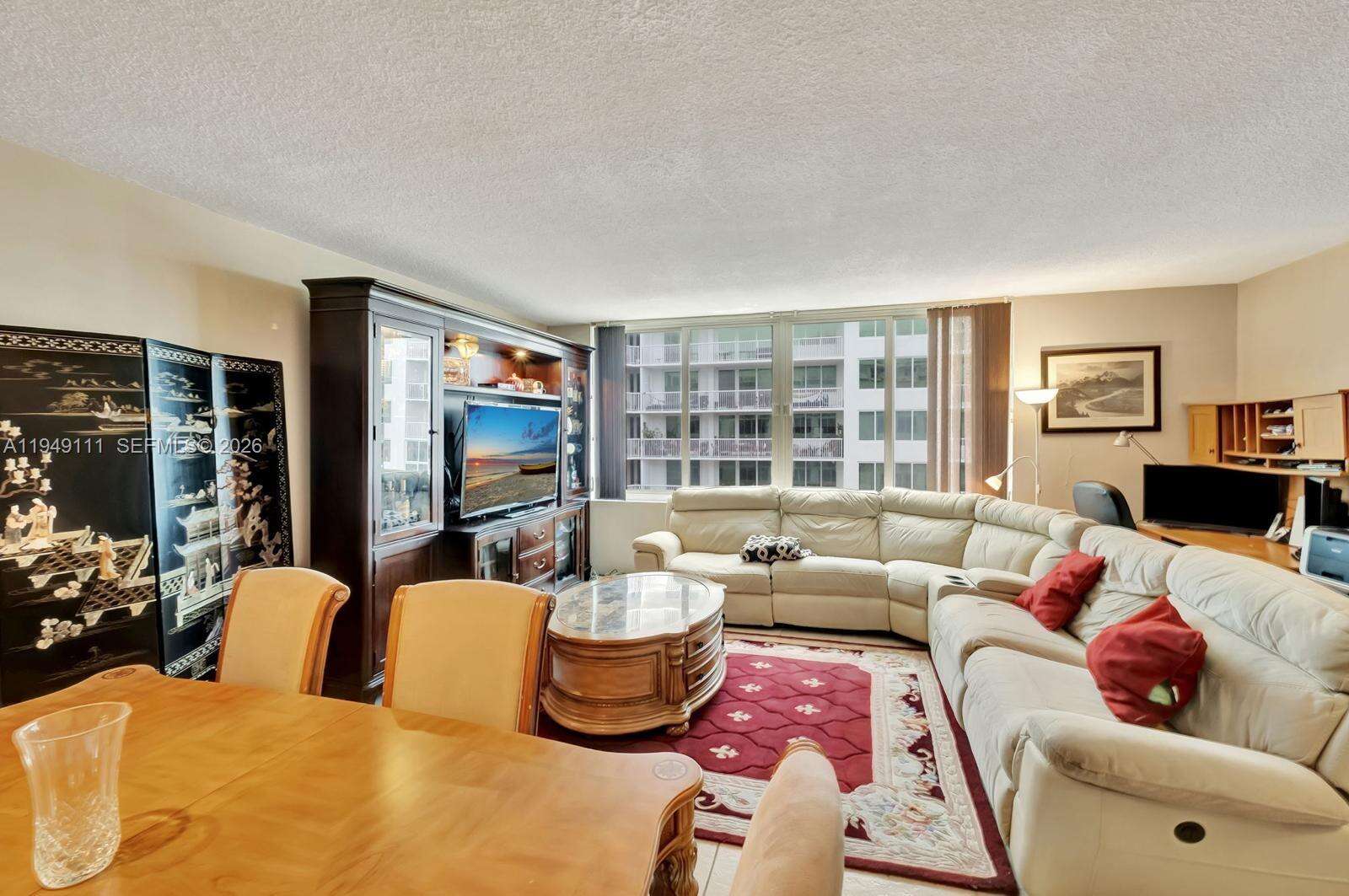 The Carriage House at 5401 Collins Ave, Miami Beach, FL 33140 - For Sale photo 8