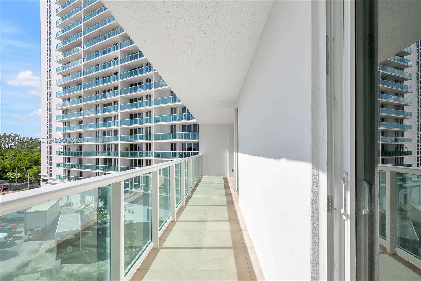 Arlen House at 100 Bayview Dr, Sunny Isles Beach, FL 33160 - For Sale photo 14