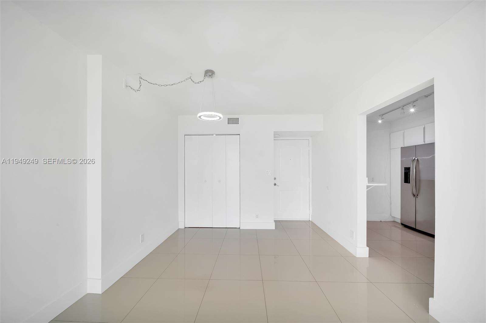 Arlen House at 100 Bayview Dr, Sunny Isles Beach, FL 33160 - For Sale photo 17