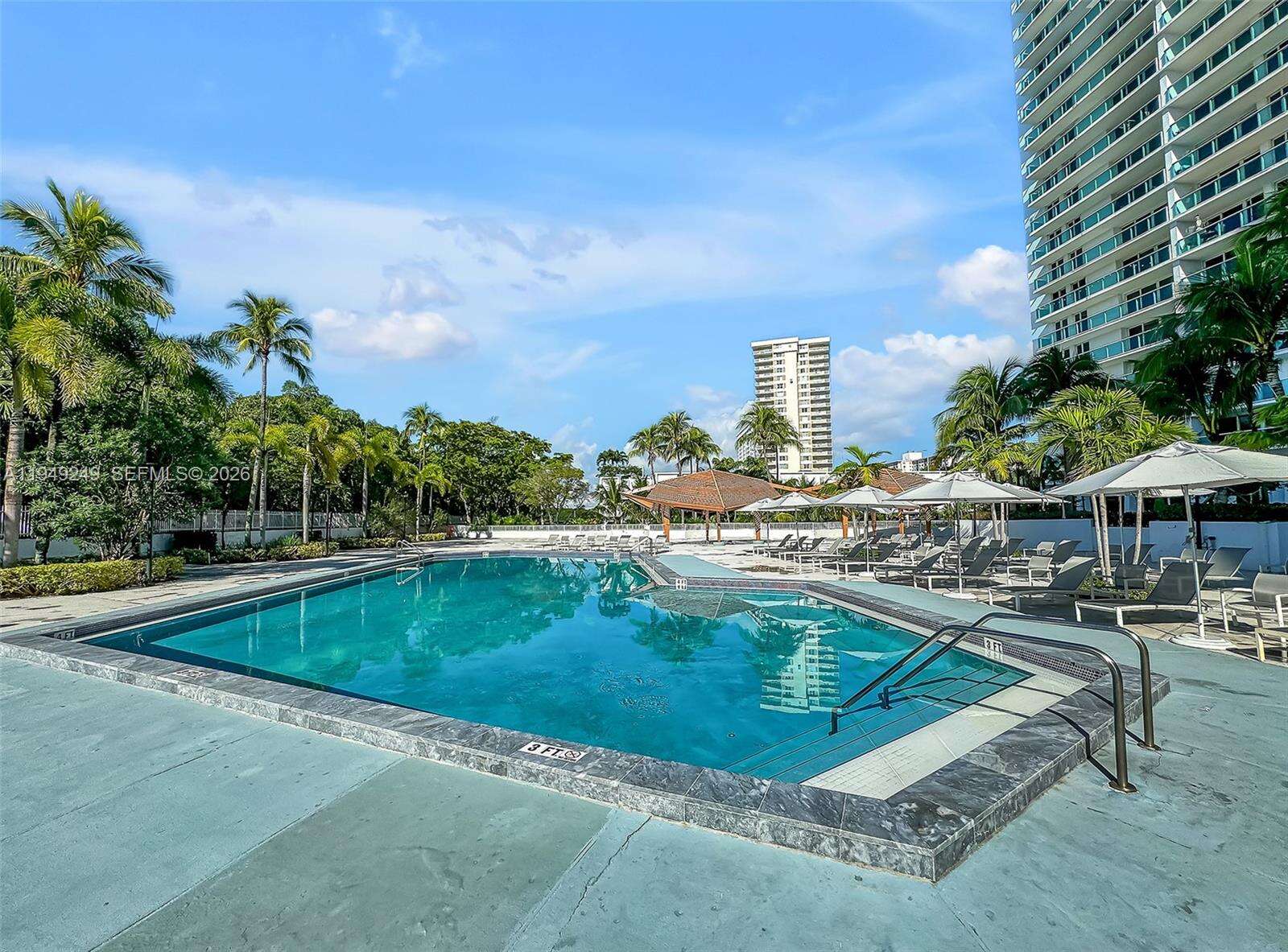 Arlen House at 100 Bayview Dr, Sunny Isles Beach, FL 33160 - For Sale photo 38