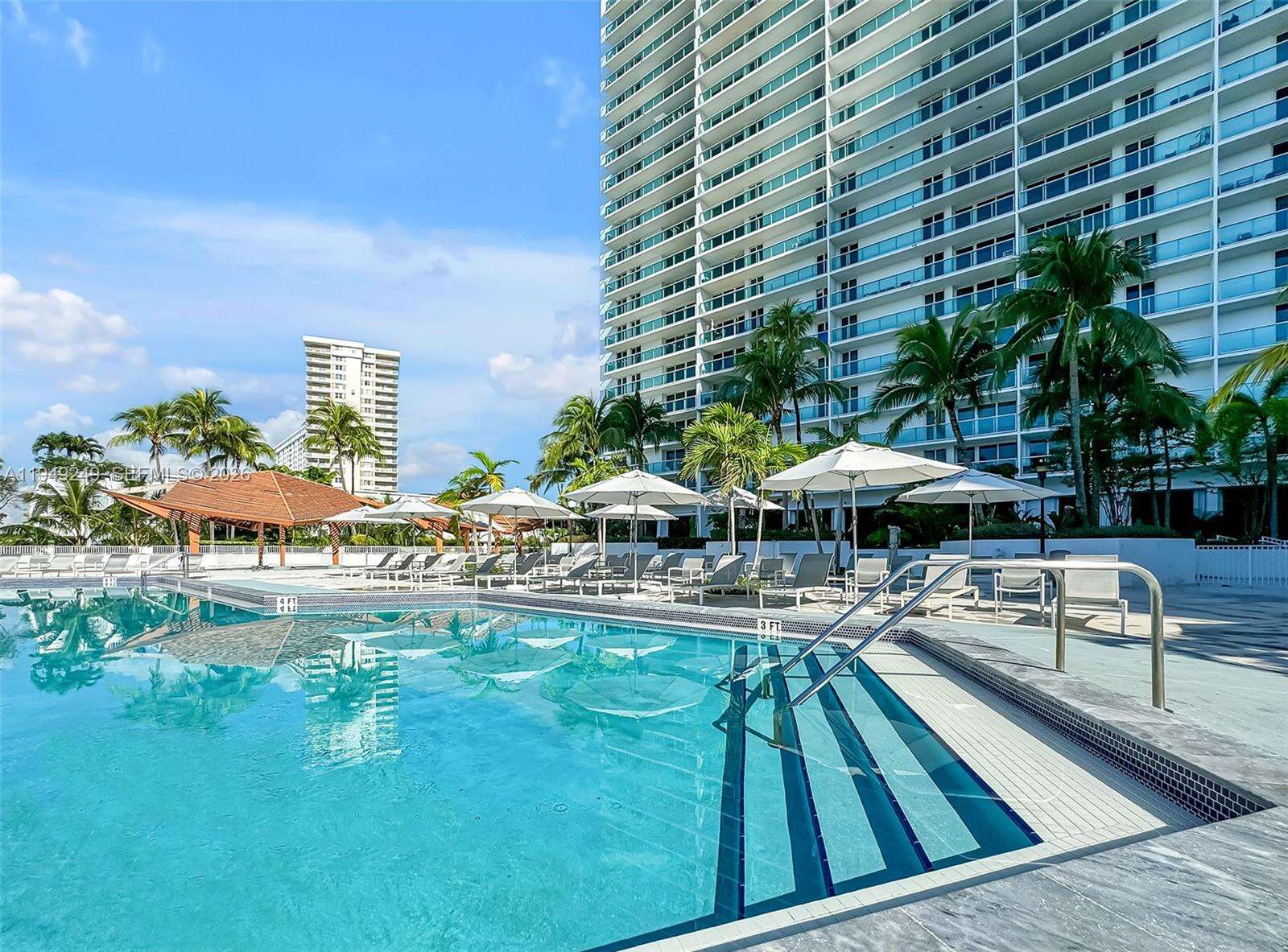 Arlen House at 100 Bayview Dr, Sunny Isles Beach, FL 33160 - For Sale photo 39