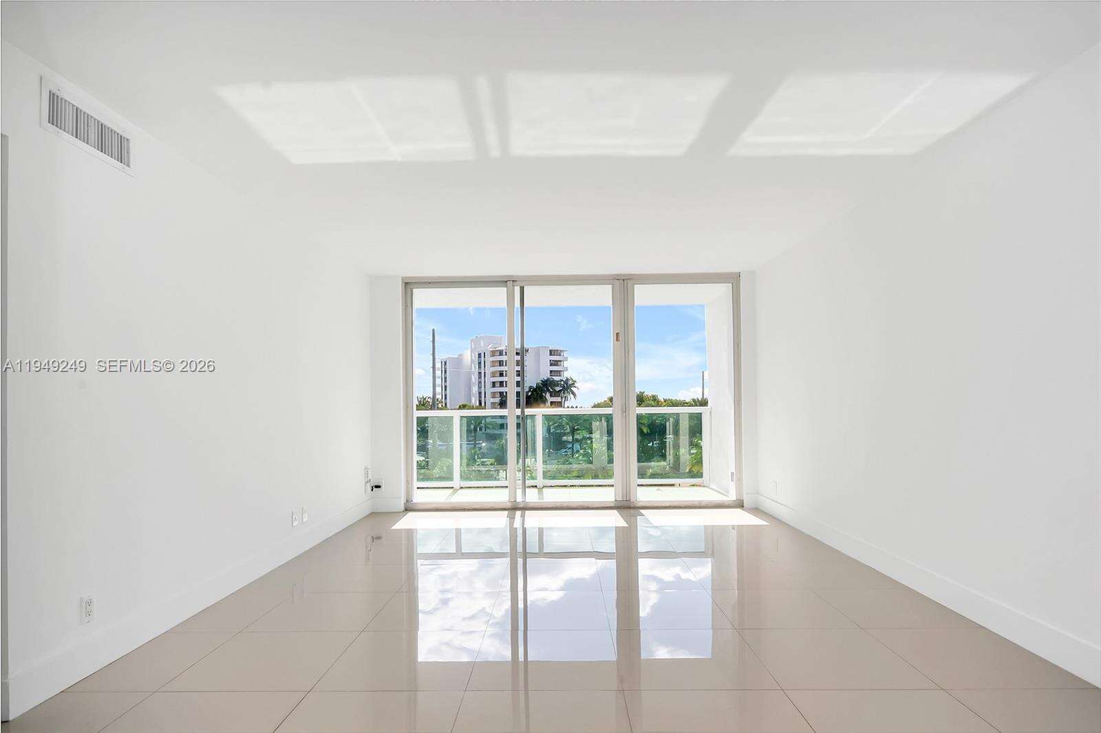 Arlen House at 100 Bayview Dr, Sunny Isles Beach, FL 33160 - For Sale photo 6