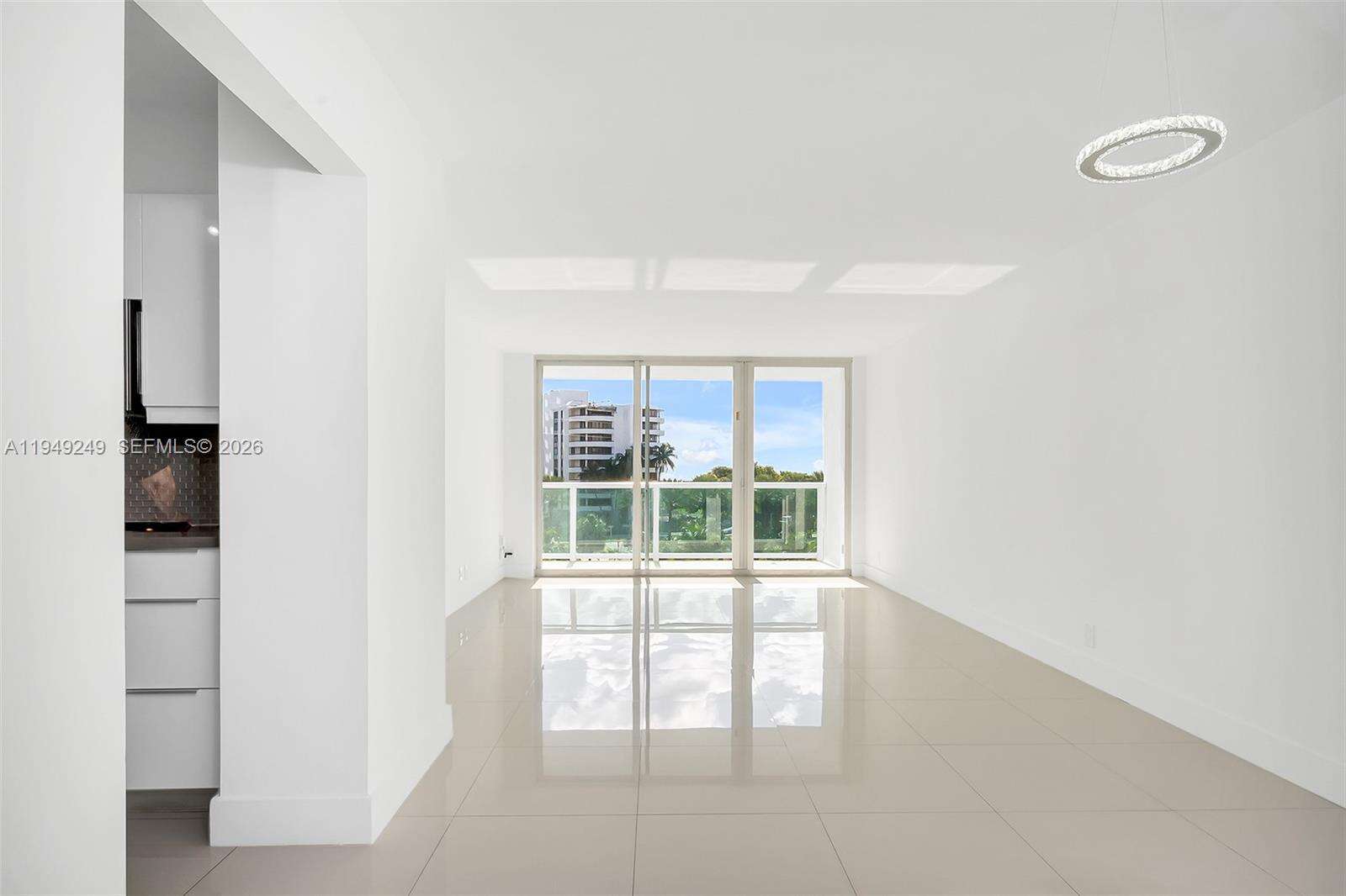 Arlen House at 100 Bayview Dr, Sunny Isles Beach, FL 33160 - For Sale photo 7