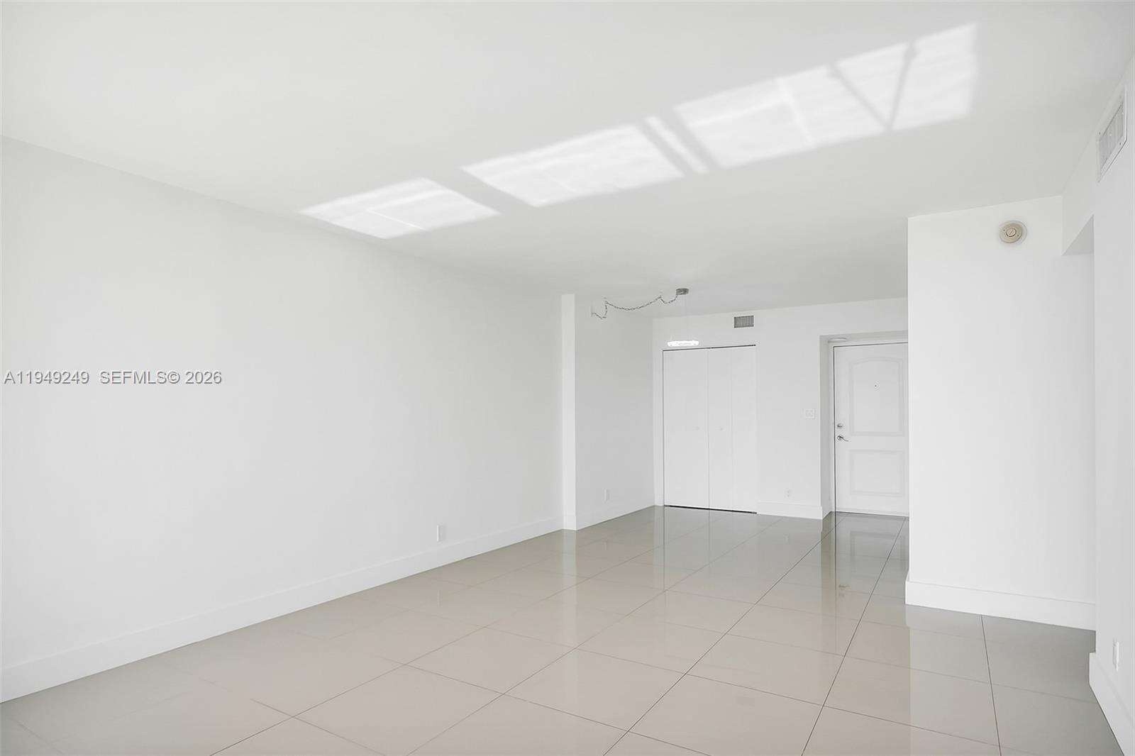 Arlen House at 100 Bayview Dr, Sunny Isles Beach, FL 33160 - For Sale photo 10
