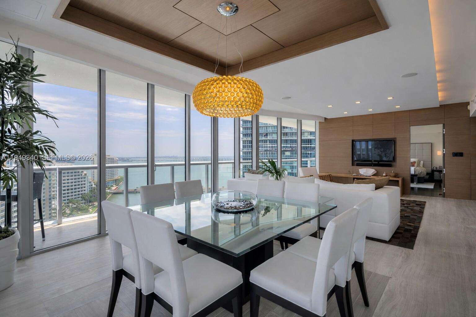 ICONBRICKELL CONDO NO 1 - 465 Brickell Ave, Miami, FL 33131 | Picture 2
