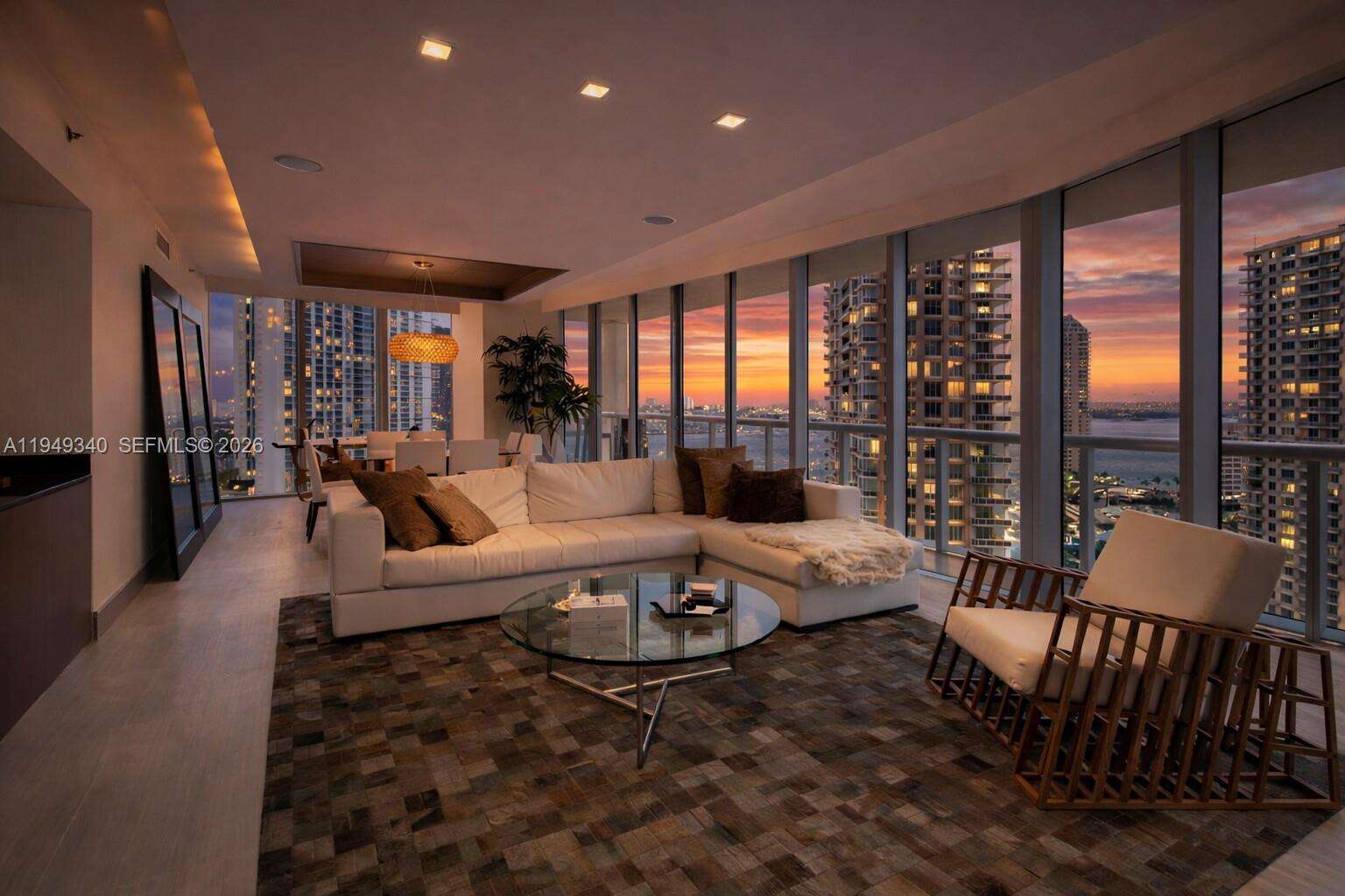 ICONBRICKELL CONDO NO 1 - 465 Brickell Ave, Miami, FL 33131 | Picture 4