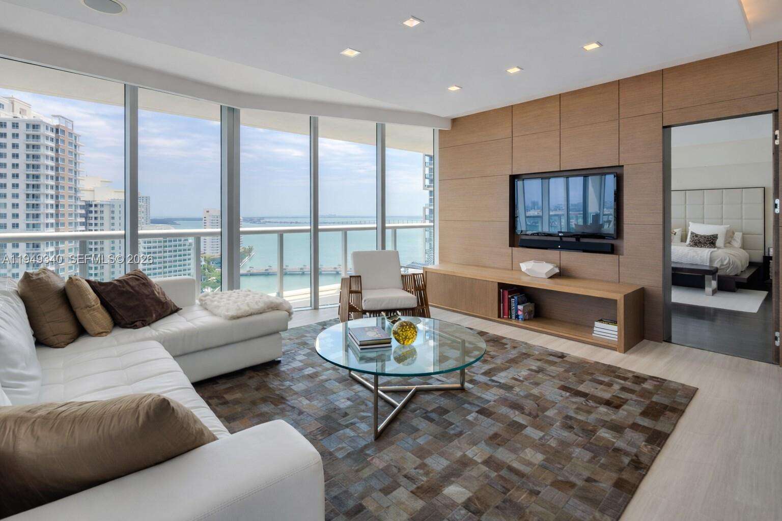 ICONBRICKELL CONDO NO 1 - 465 Brickell Ave, Miami, FL 33131 | Picture 6