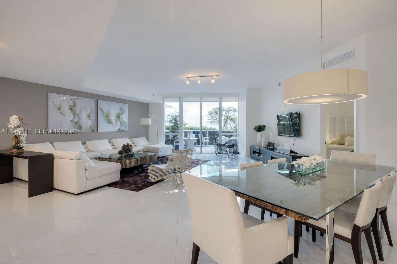 TDR TOWER III - 15811 Collins Ave, Sunny Isles Beach, FL 33160 | Picture 3