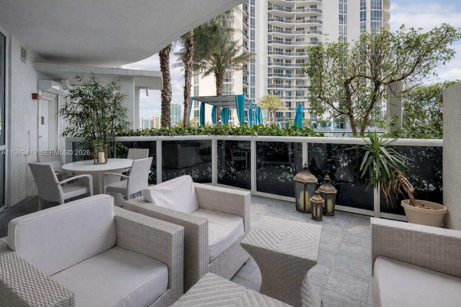 TDR TOWER III - 15811 Collins Ave, Sunny Isles Beach, FL 33160 | Picture 10