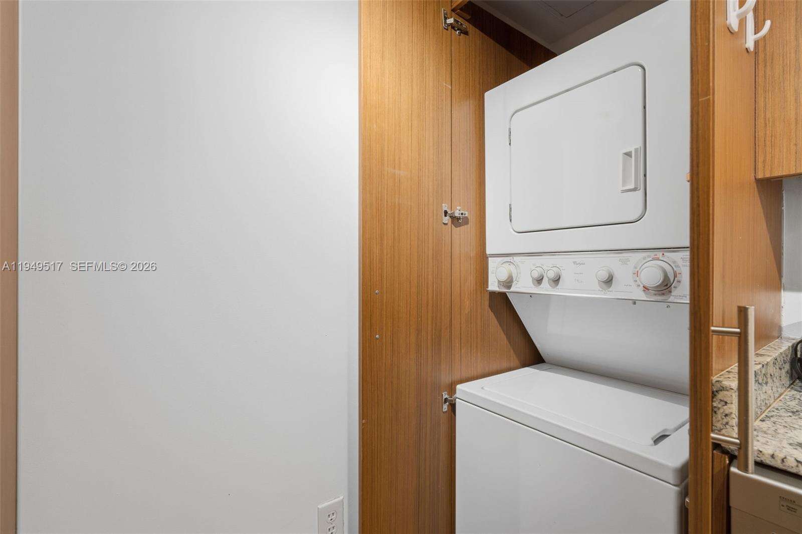 HARBOUR HOUSE - 10275 Collins Ave, Bal Harbour, FL 33154 | Picture 14