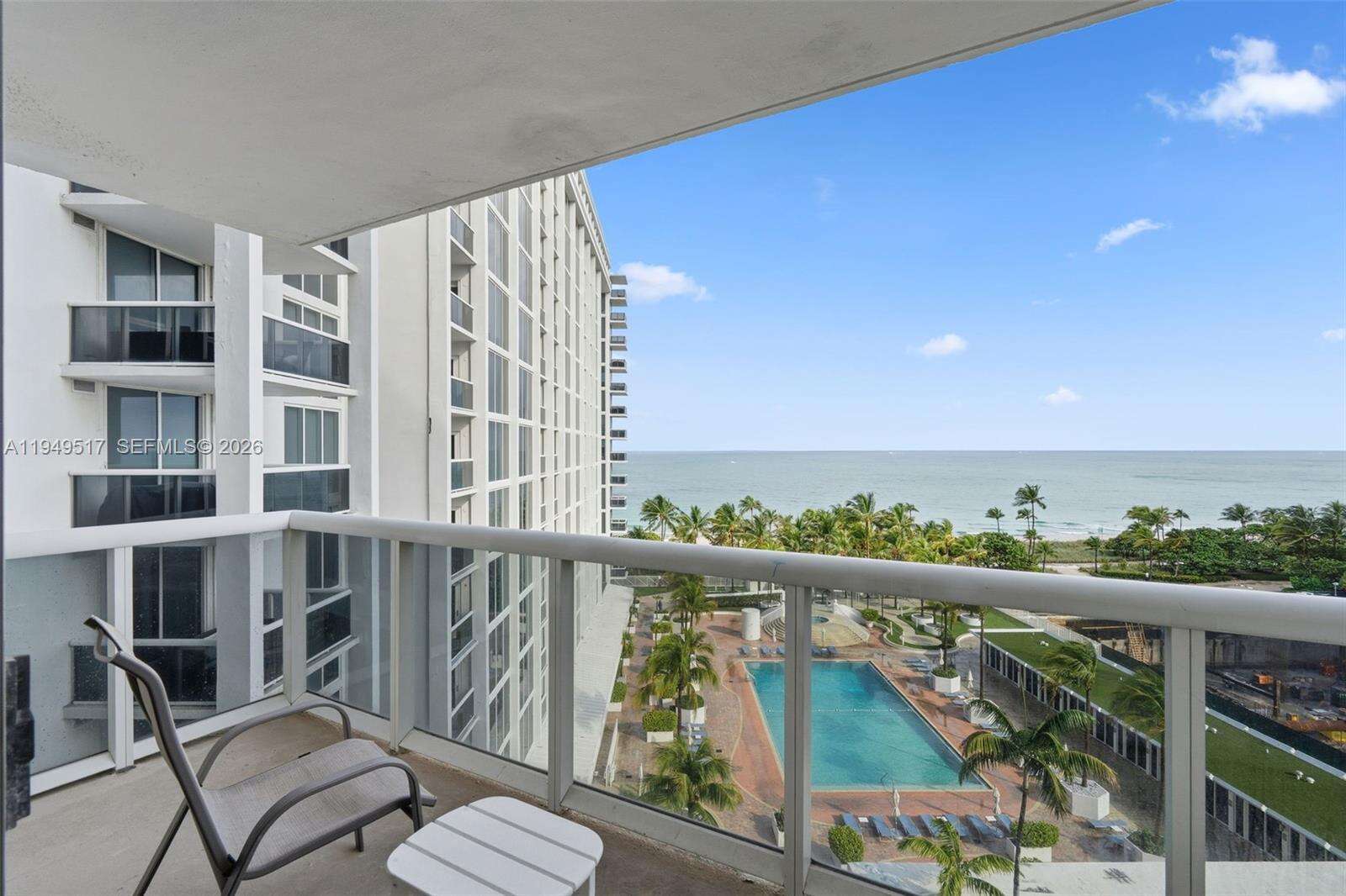HARBOUR HOUSE - 10275 Collins Ave, Bal Harbour, FL 33154 | Picture 15