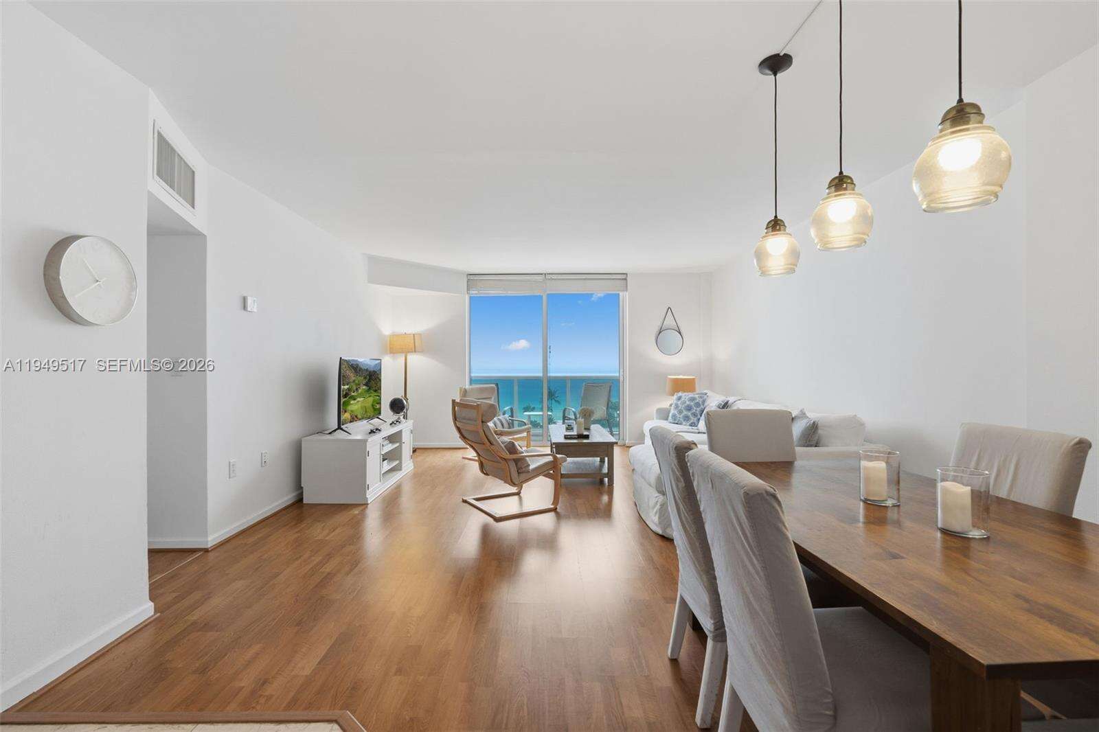 HARBOUR HOUSE - 10275 Collins Ave, Bal Harbour, FL 33154 | Picture 3
