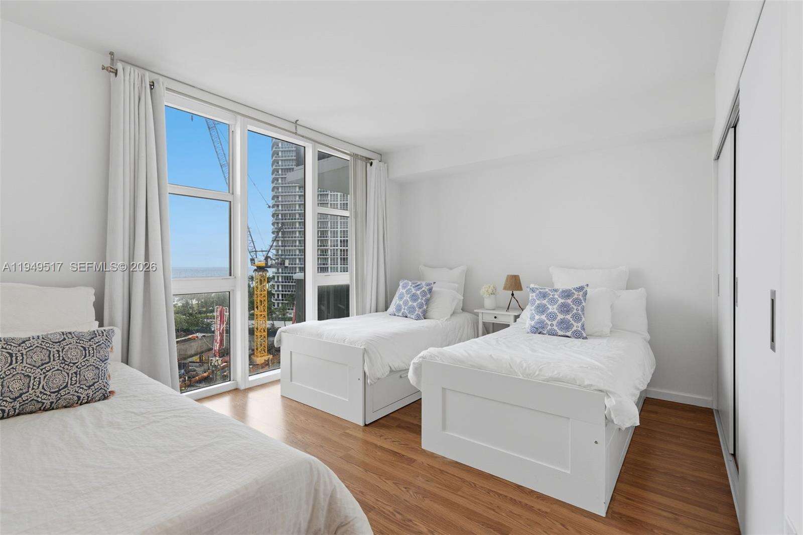 HARBOUR HOUSE - 10275 Collins Ave, Bal Harbour, FL 33154 | Picture 25