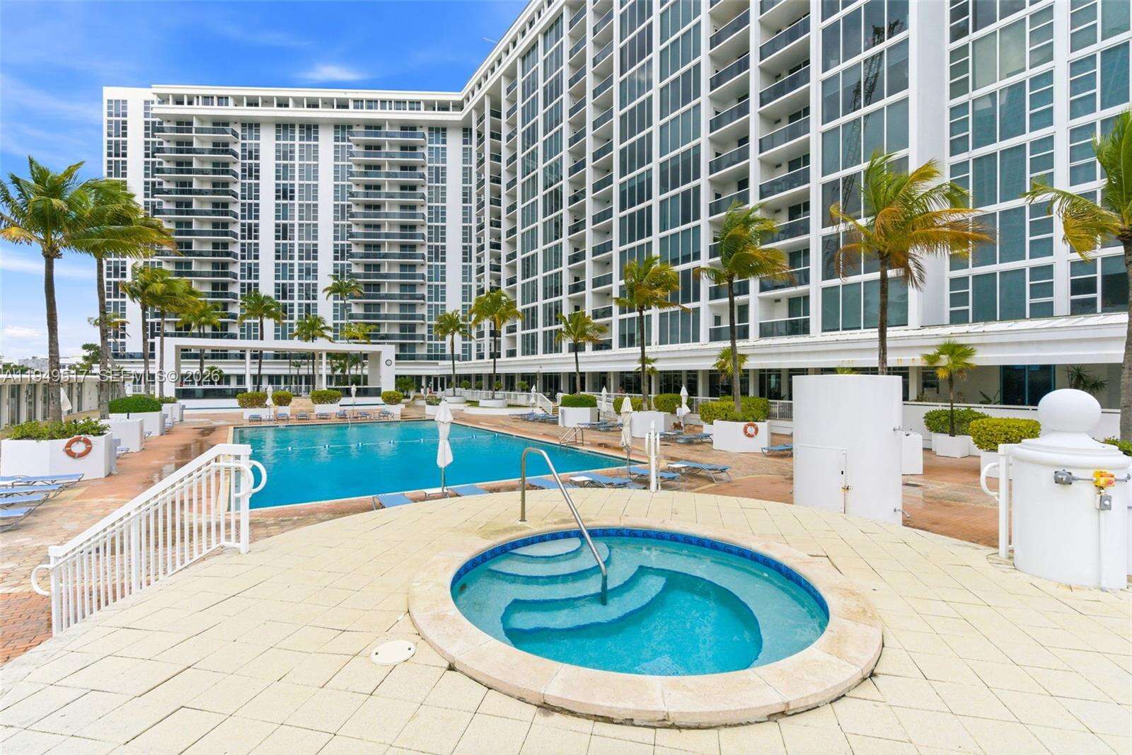 HARBOUR HOUSE - 10275 Collins Ave, Bal Harbour, FL 33154 | Picture 33