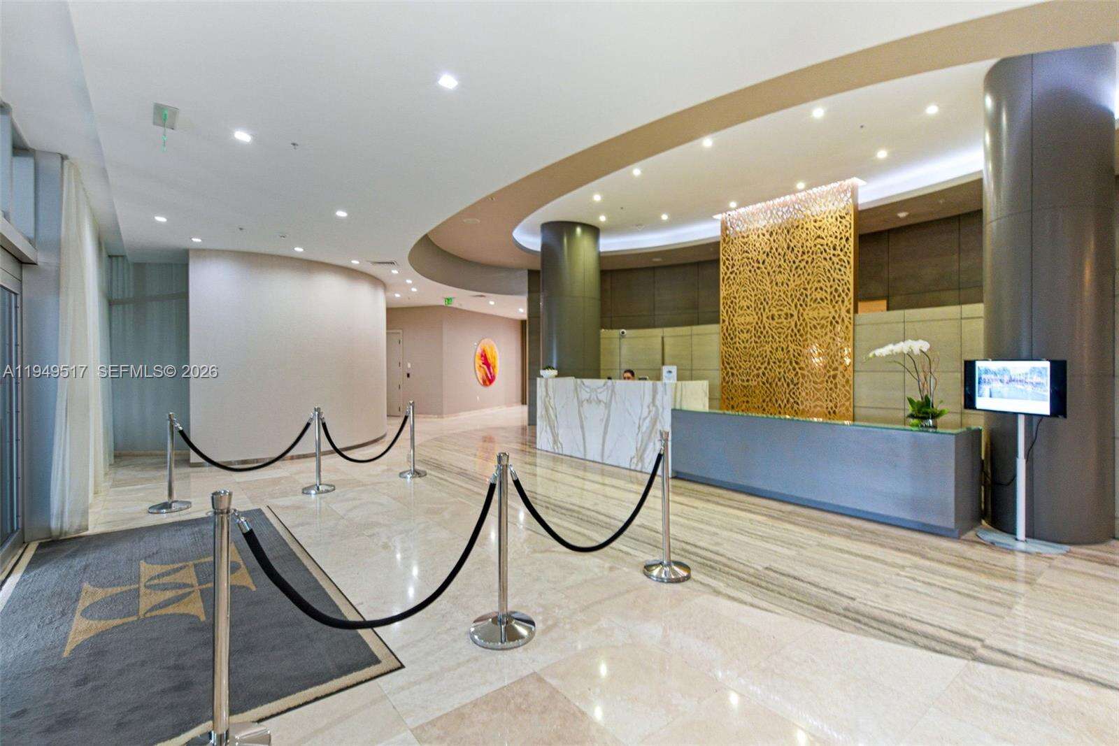 HARBOUR HOUSE - 10275 Collins Ave, Bal Harbour, FL 33154 | Picture 41