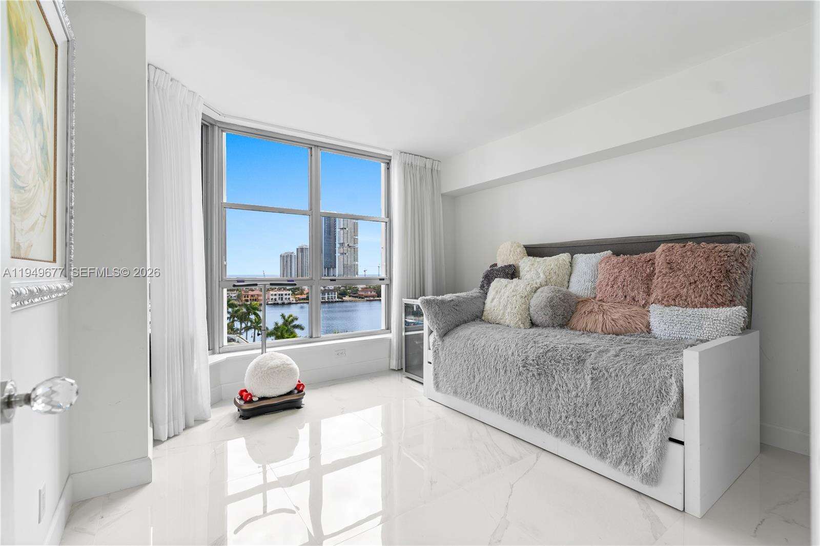 Mystic Pointe 1 at 3600 Mystic Pointe Dr, Aventura, FL 33180 - For Sale photo 13