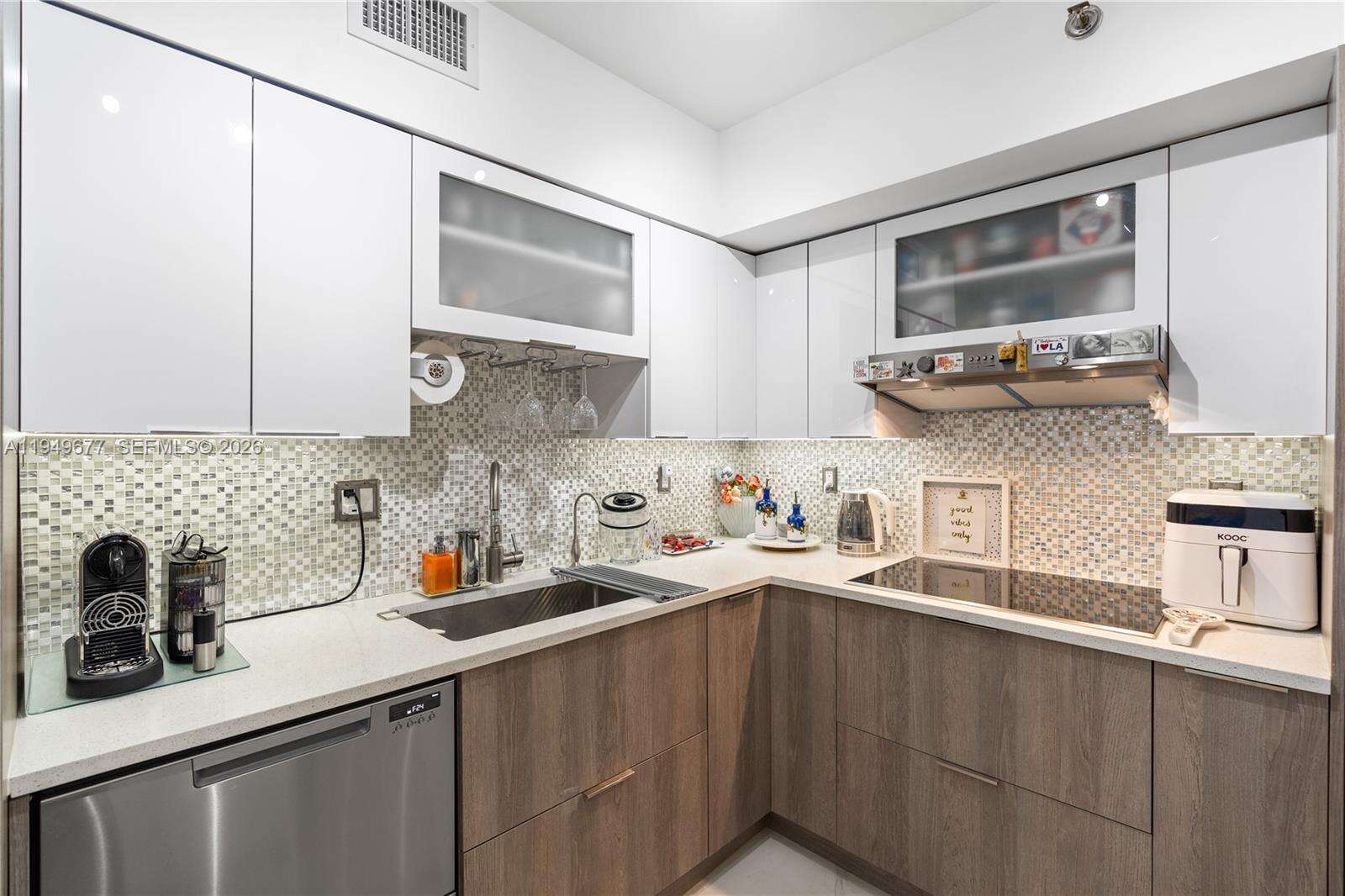 Mystic Pointe 1 at 3600 Mystic Pointe Dr, Aventura, FL 33180 - For Sale photo 22