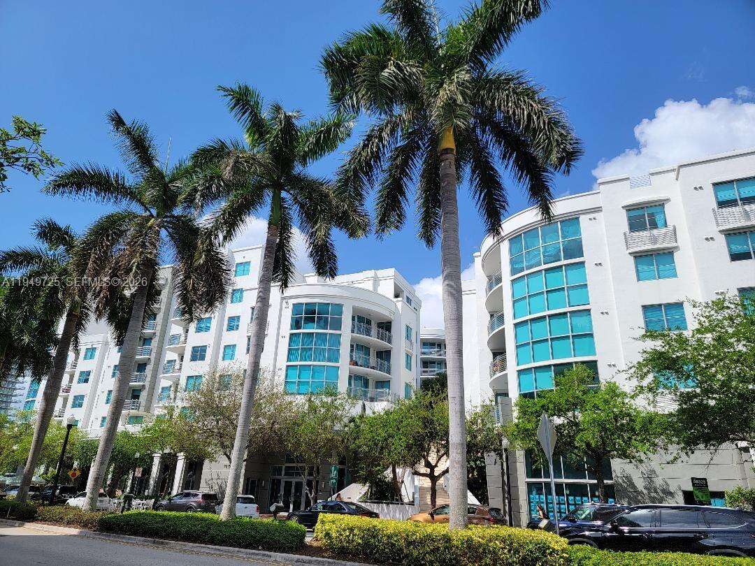 Cosmopolitan at 110 Washington Ave, Miami Beach, FL 33139 - For Sale photo 1