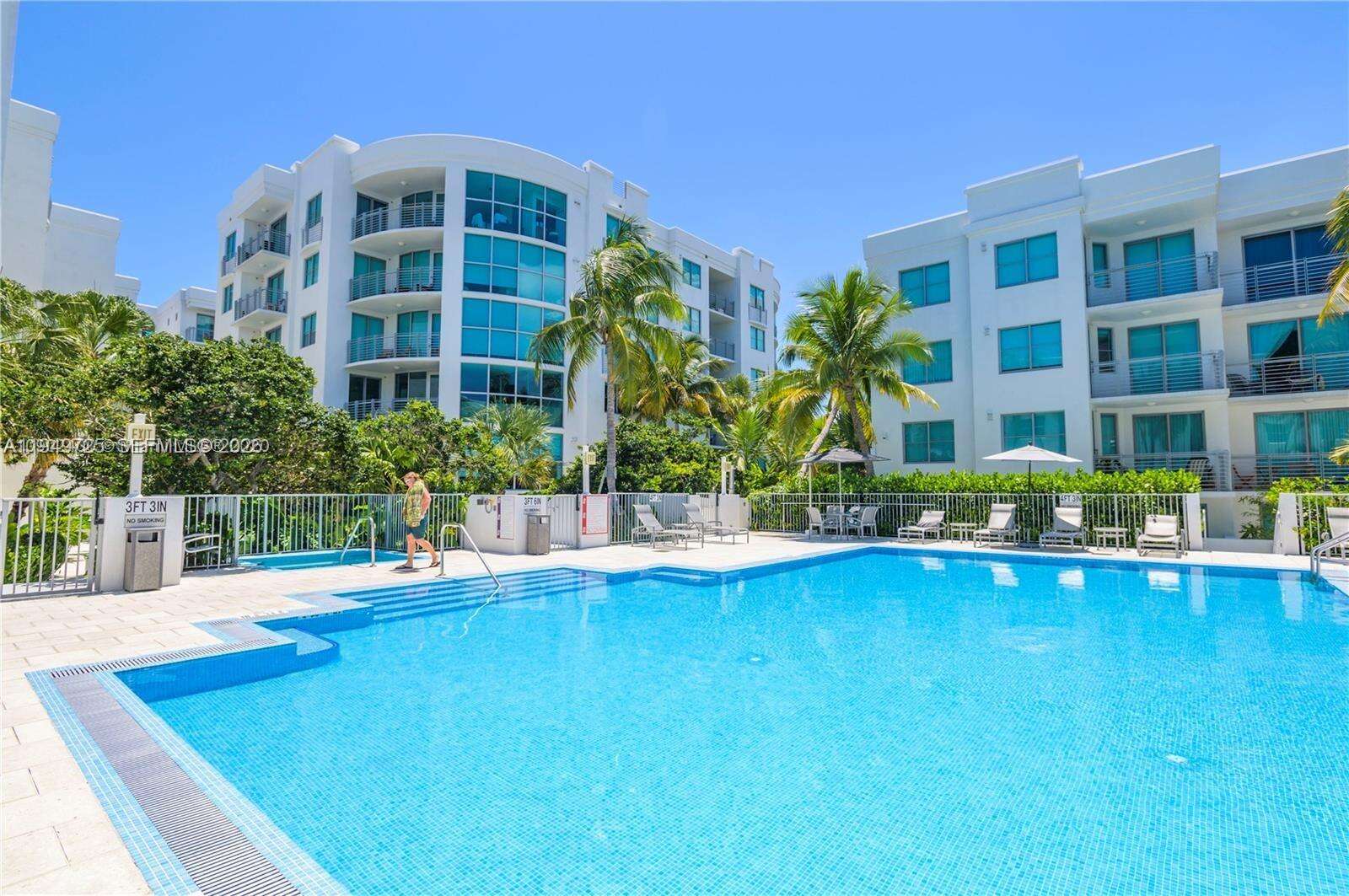 Cosmopolitan at 110 Washington Ave, Miami Beach, FL 33139 - For Sale photo 16