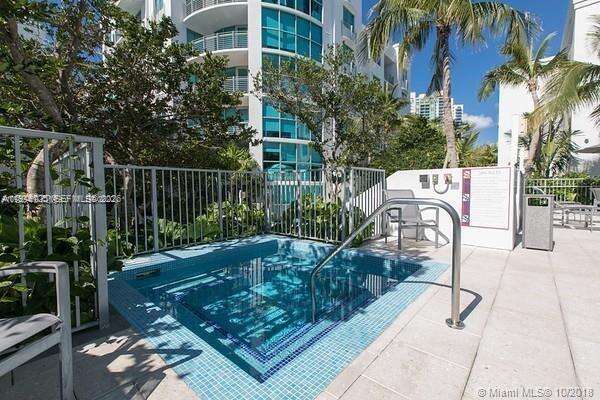 Cosmopolitan at 110 Washington Ave, Miami Beach, FL 33139 - For Sale photo 17