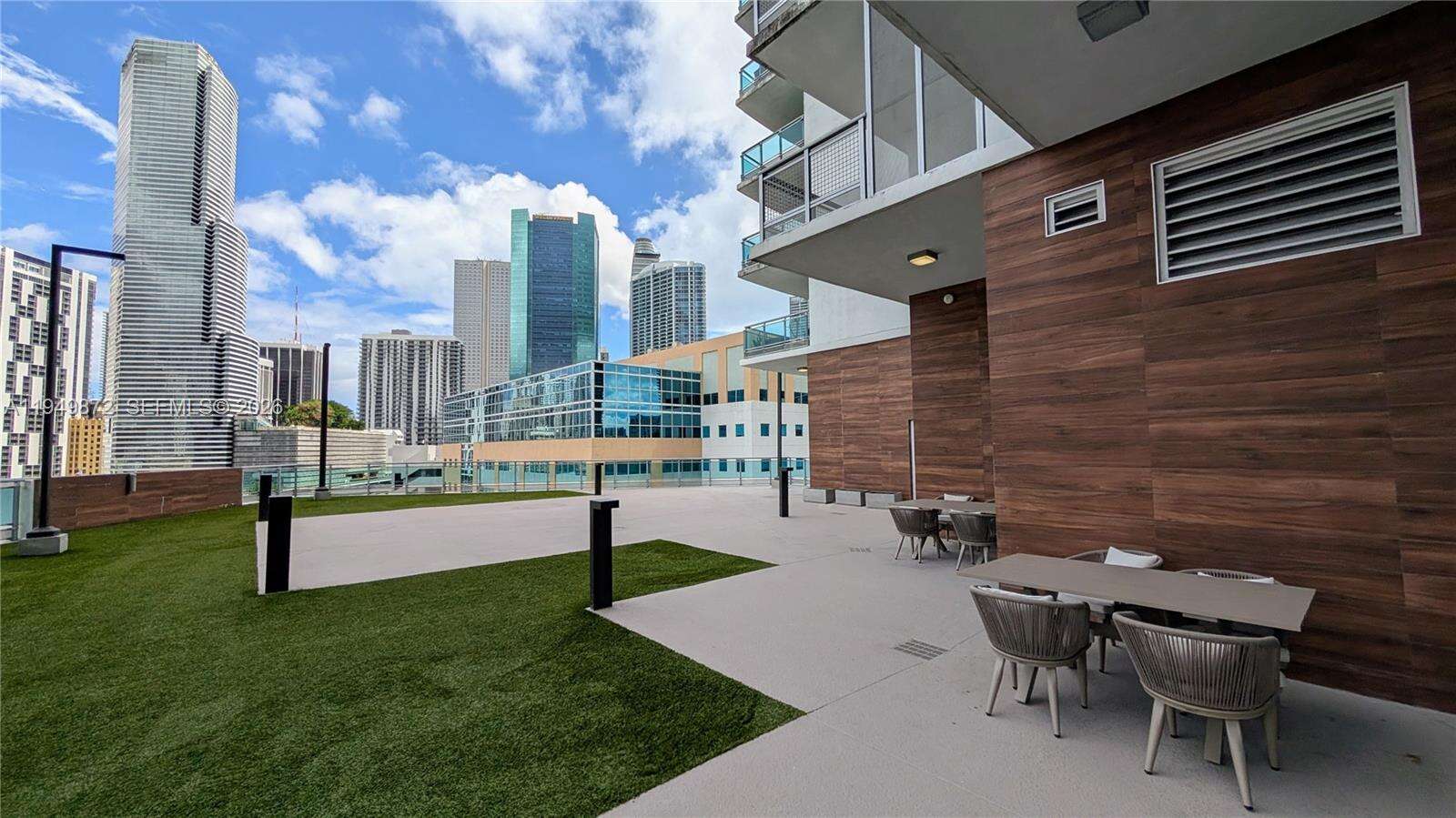 Wind By Neo at 350 Miami Ave, Miami, FL 33130 - For Sale photo 24