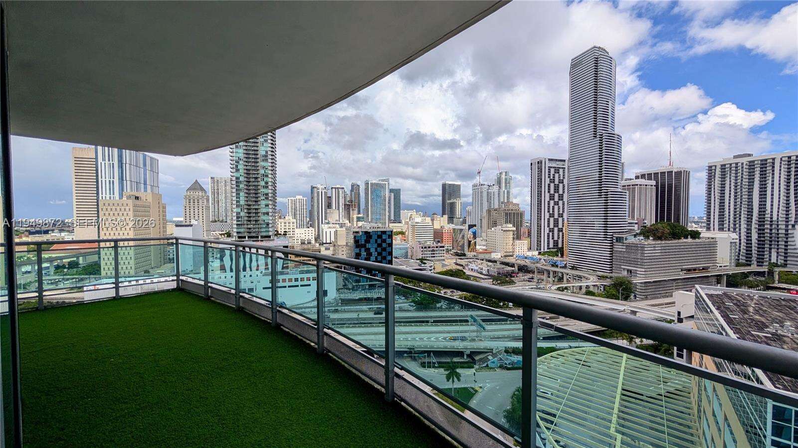 Wind By Neo at 350 Miami Ave, Miami, FL 33130 - For Sale photo 4