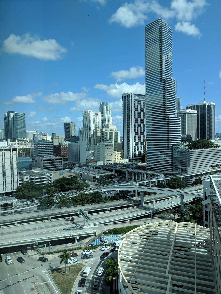 Wind By Neo at 350 Miami Ave, Miami, FL 33130 - For Sale photo 36
