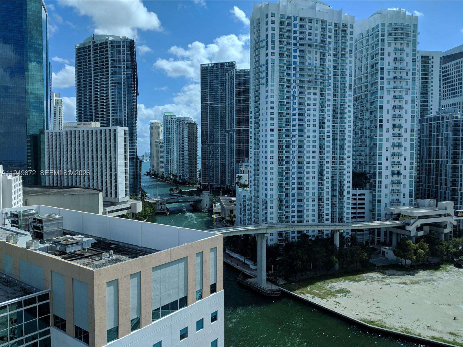 Wind By Neo at 350 Miami Ave, Miami, FL 33130 - For Sale photo 38