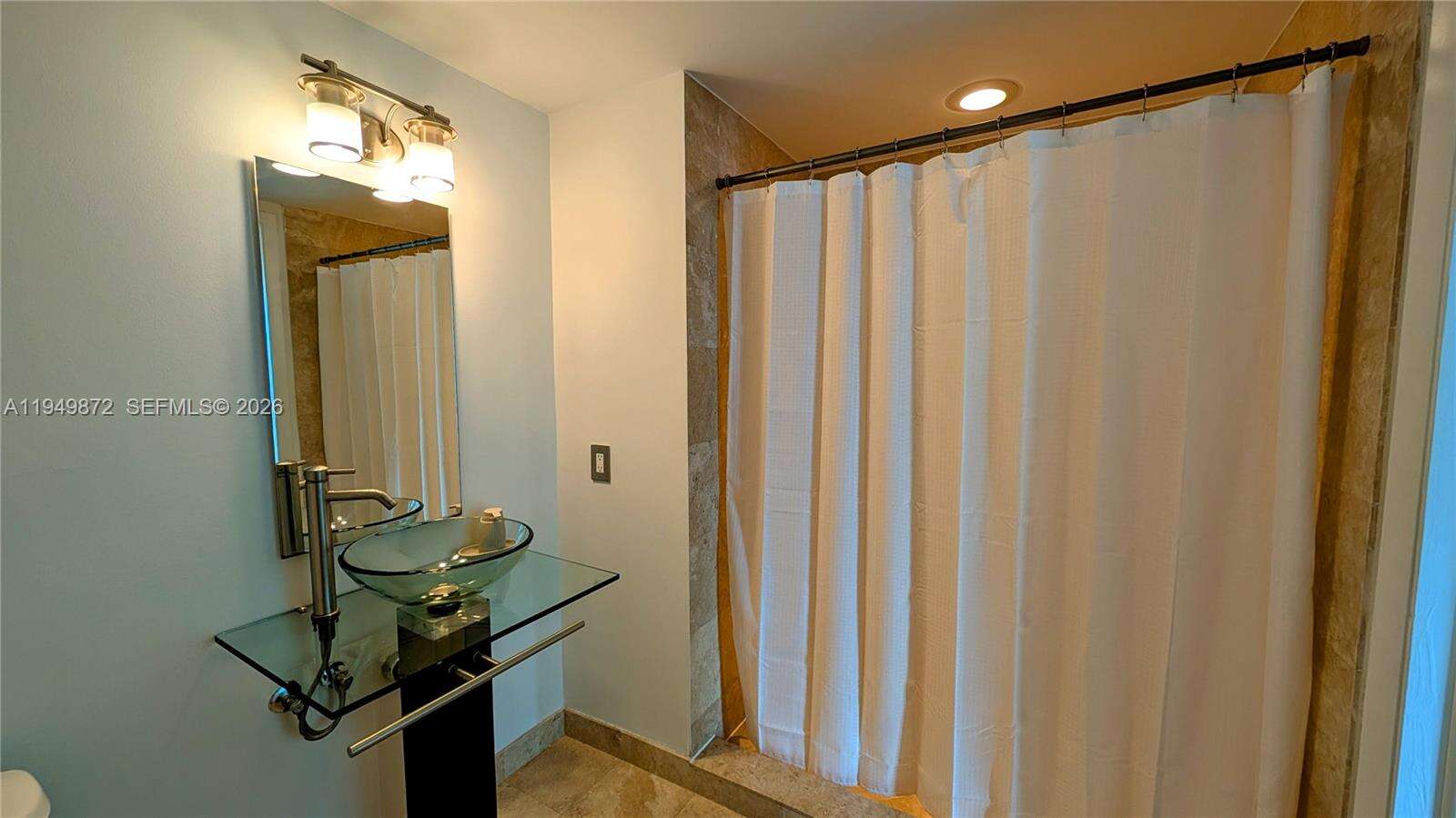 Wind By Neo at 350 Miami Ave, Miami, FL 33130 - For Sale photo 9