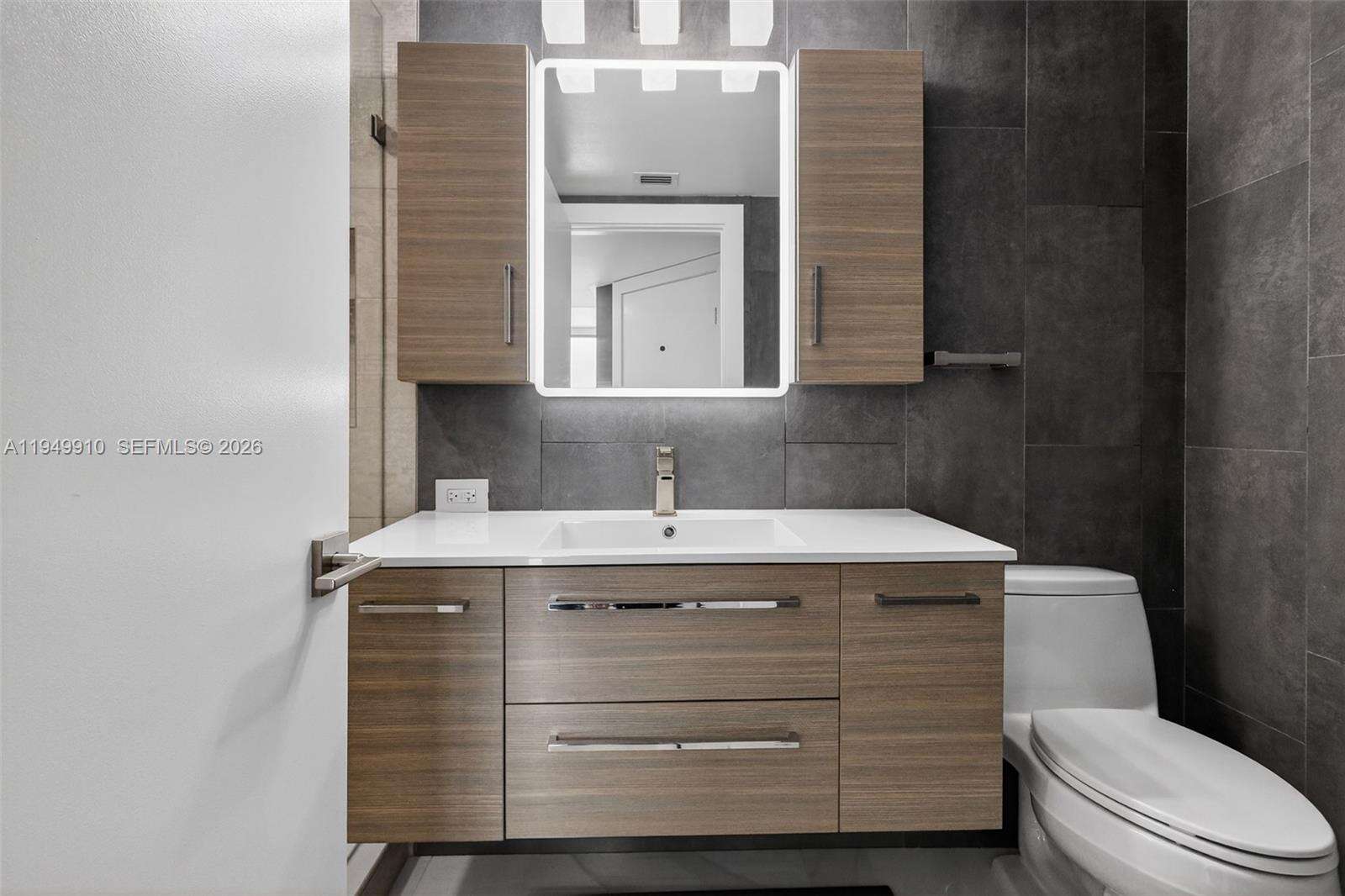 THE WAVERLY AT SOUTH BEACH - 1330 W Ave, Miami Beach, FL 33139 | Picture 19