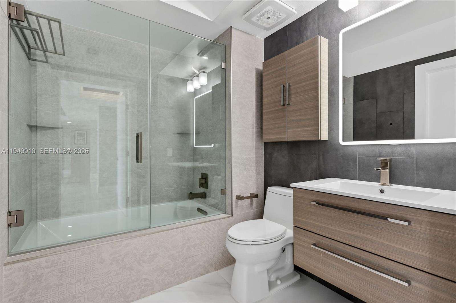 THE WAVERLY AT SOUTH BEACH - 1330 W Ave, Miami Beach, FL 33139 | Picture 24