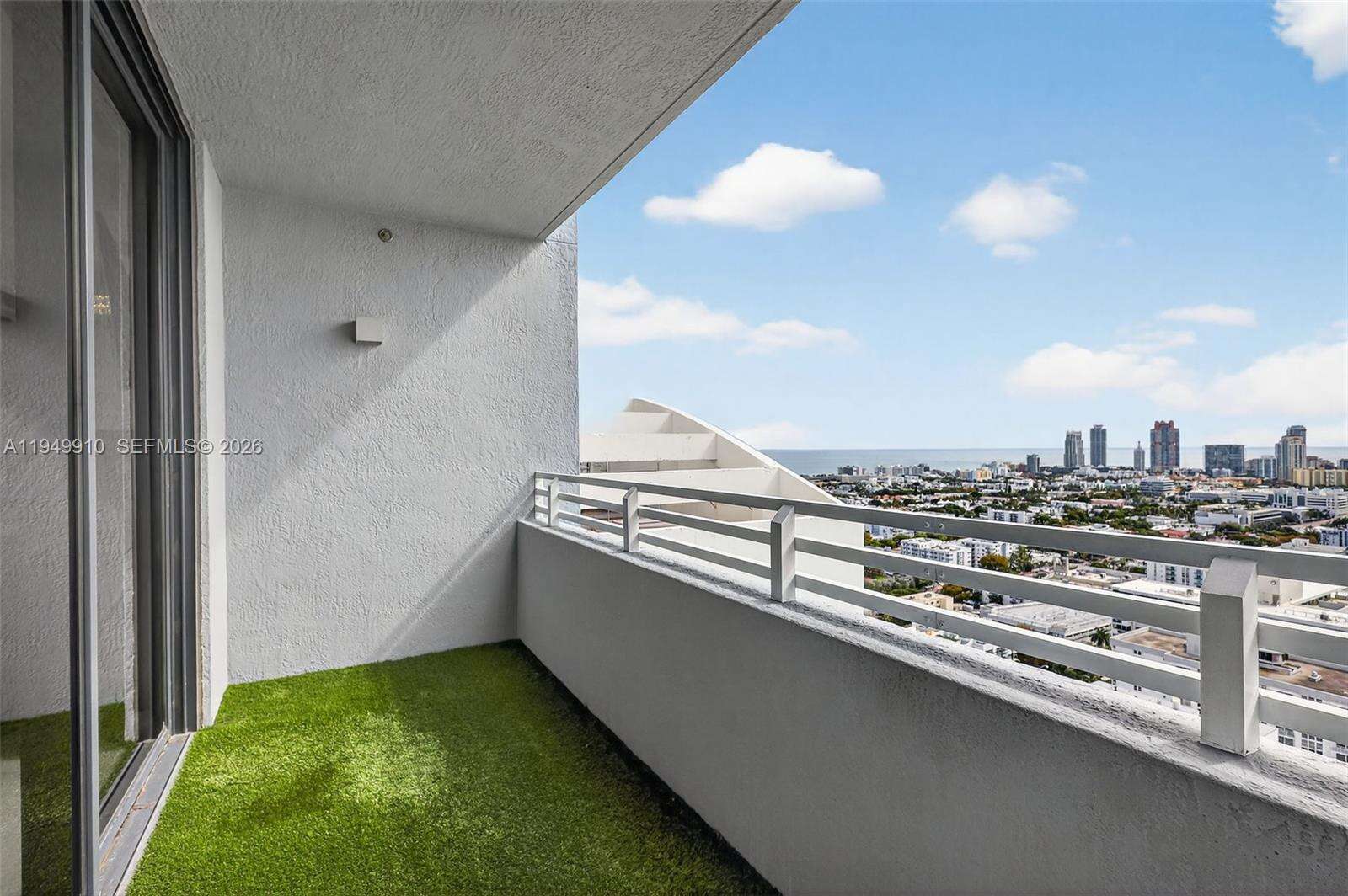 THE WAVERLY AT SOUTH BEACH - 1330 W Ave, Miami Beach, FL 33139 | Picture 27