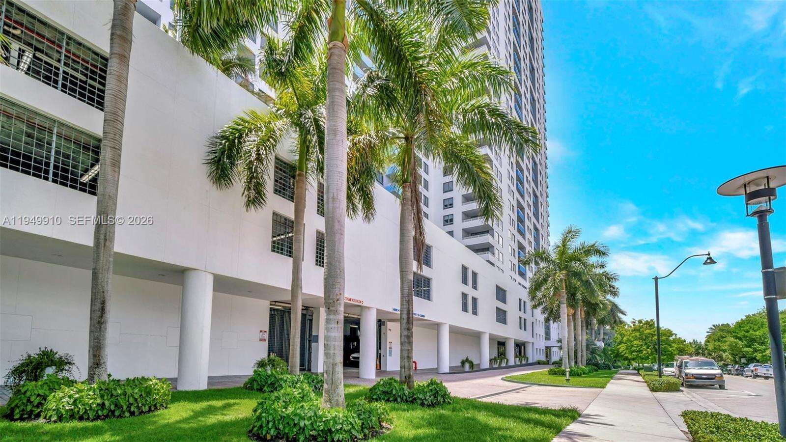 THE WAVERLY AT SOUTH BEACH - 1330 W Ave, Miami Beach, FL 33139 | Picture 57