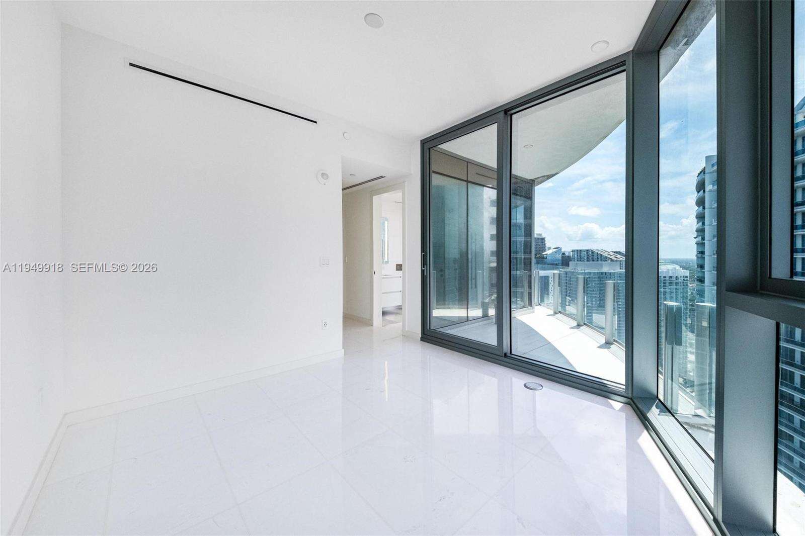 ASTON MARTIN RESIDENCES - 300 Biscayne Blvd Way, Miami, FL 33131 | Picture 19