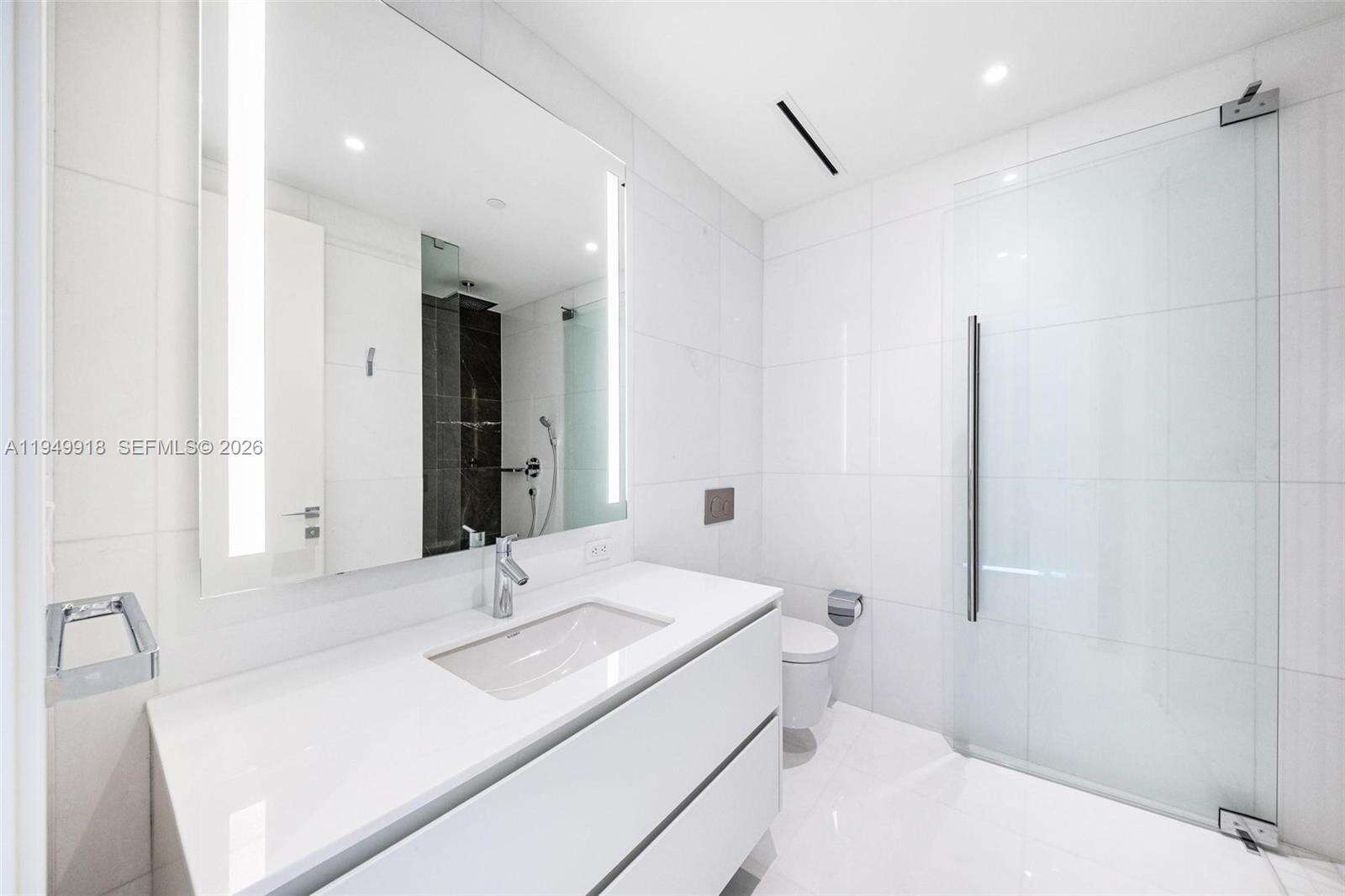 ASTON MARTIN RESIDENCES - 300 Biscayne Blvd Way, Miami, FL 33131 | Picture 28