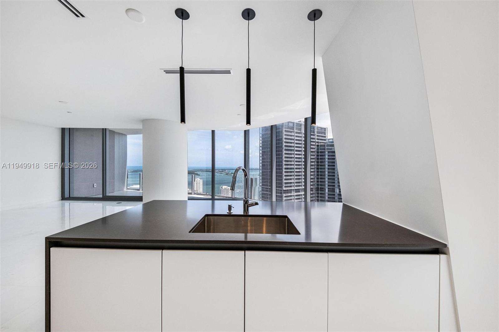 ASTON MARTIN RESIDENCES - 300 Biscayne Blvd Way, Miami, FL 33131 | Picture 34