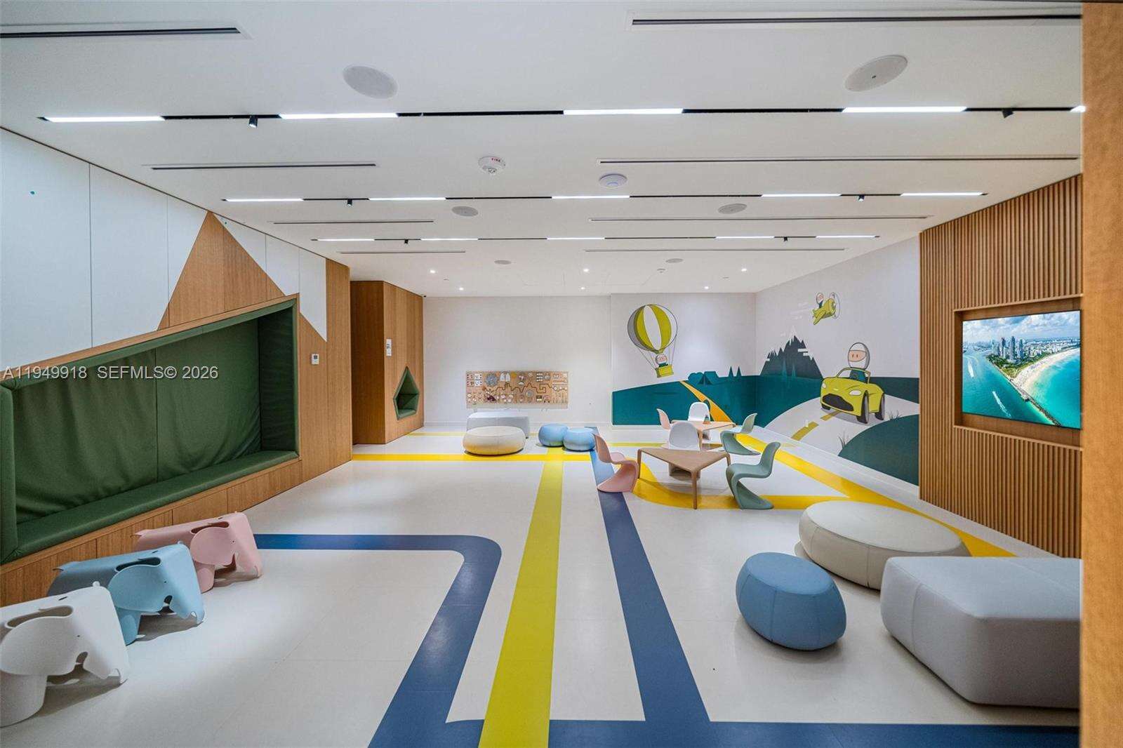 ASTON MARTIN RESIDENCES - 300 Biscayne Blvd Way, Miami, FL 33131 | Picture 42