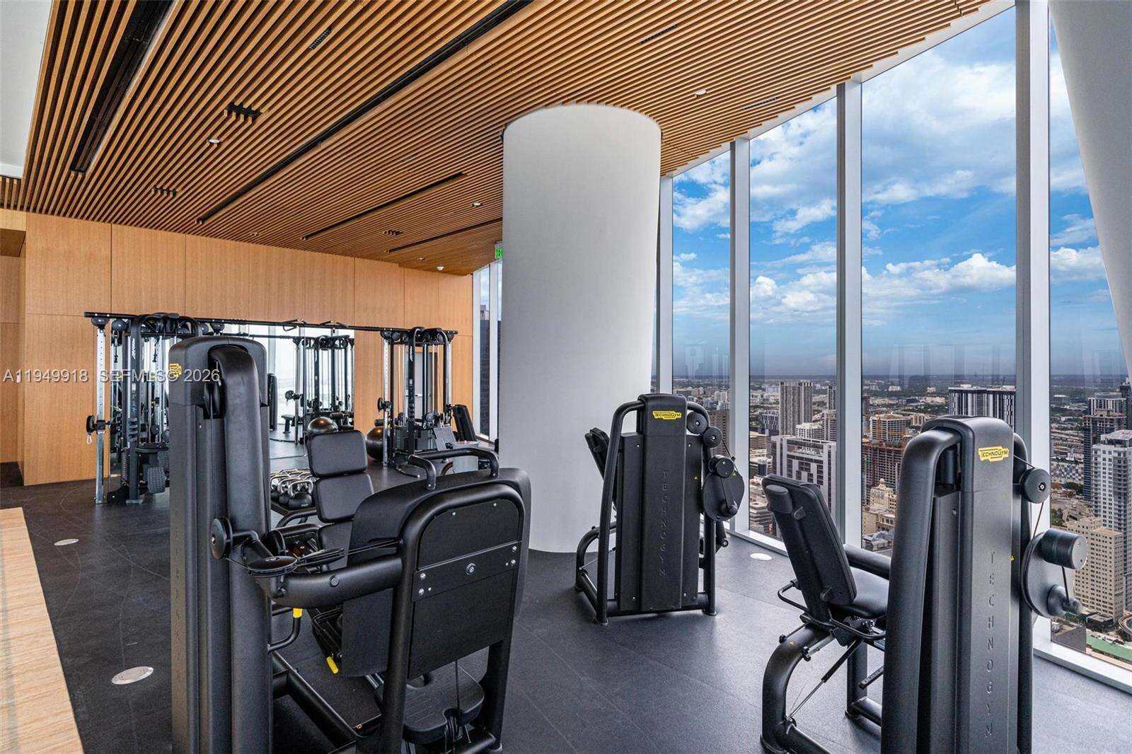 ASTON MARTIN RESIDENCES - 300 Biscayne Blvd Way, Miami, FL 33131 | Picture 59