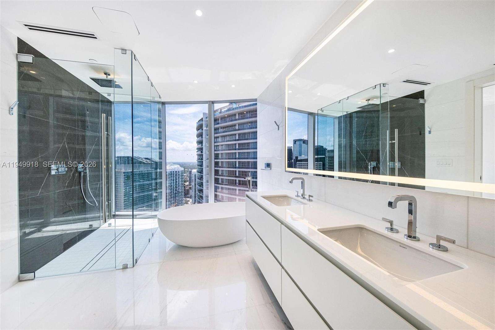 ASTON MARTIN RESIDENCES - 300 Biscayne Blvd Way, Miami, FL 33131 | Picture 10