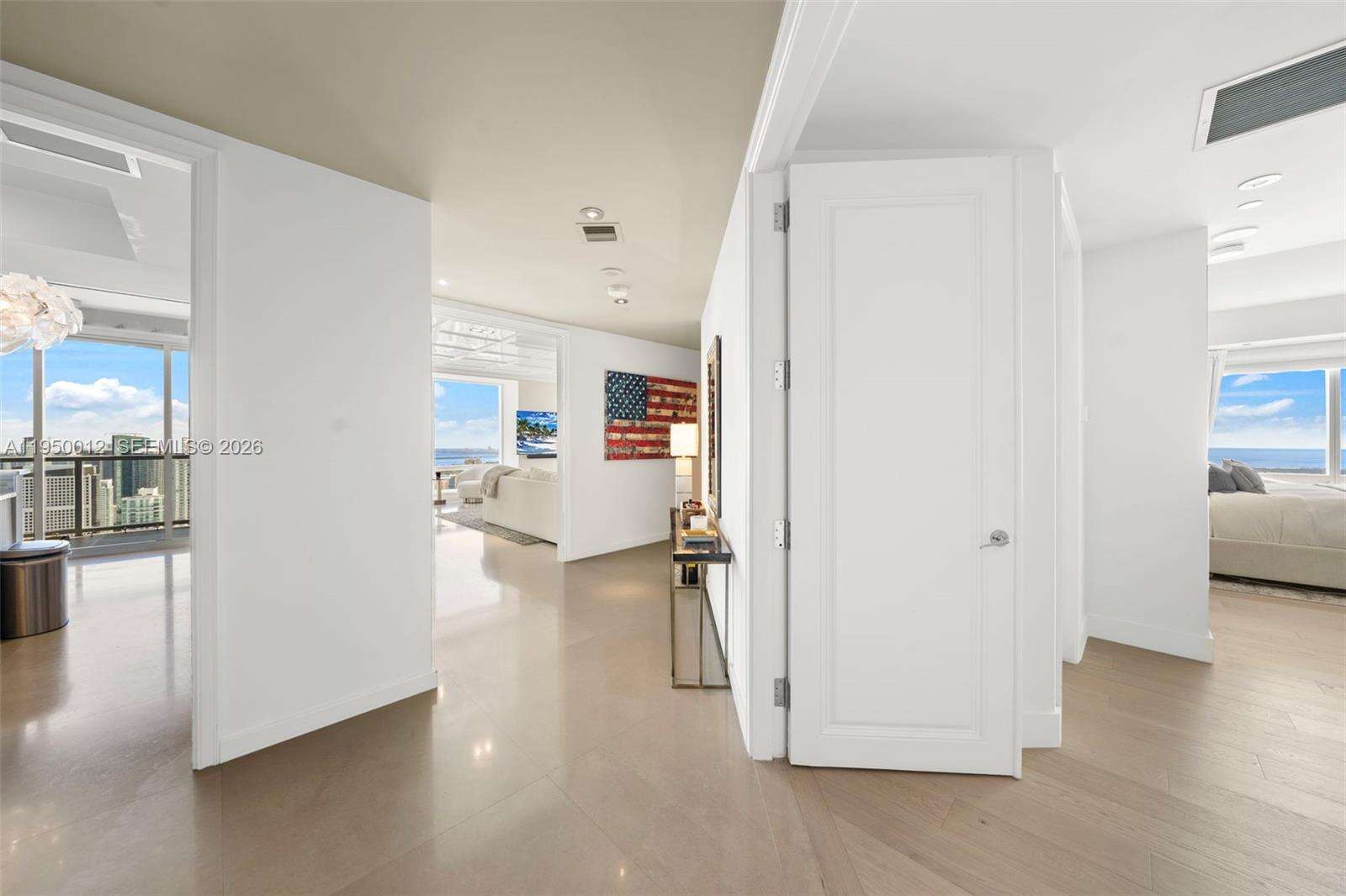 MILLENNIUM TOWER - 1425 Brickell Ave, Miami, FL 33131 | Picture 11