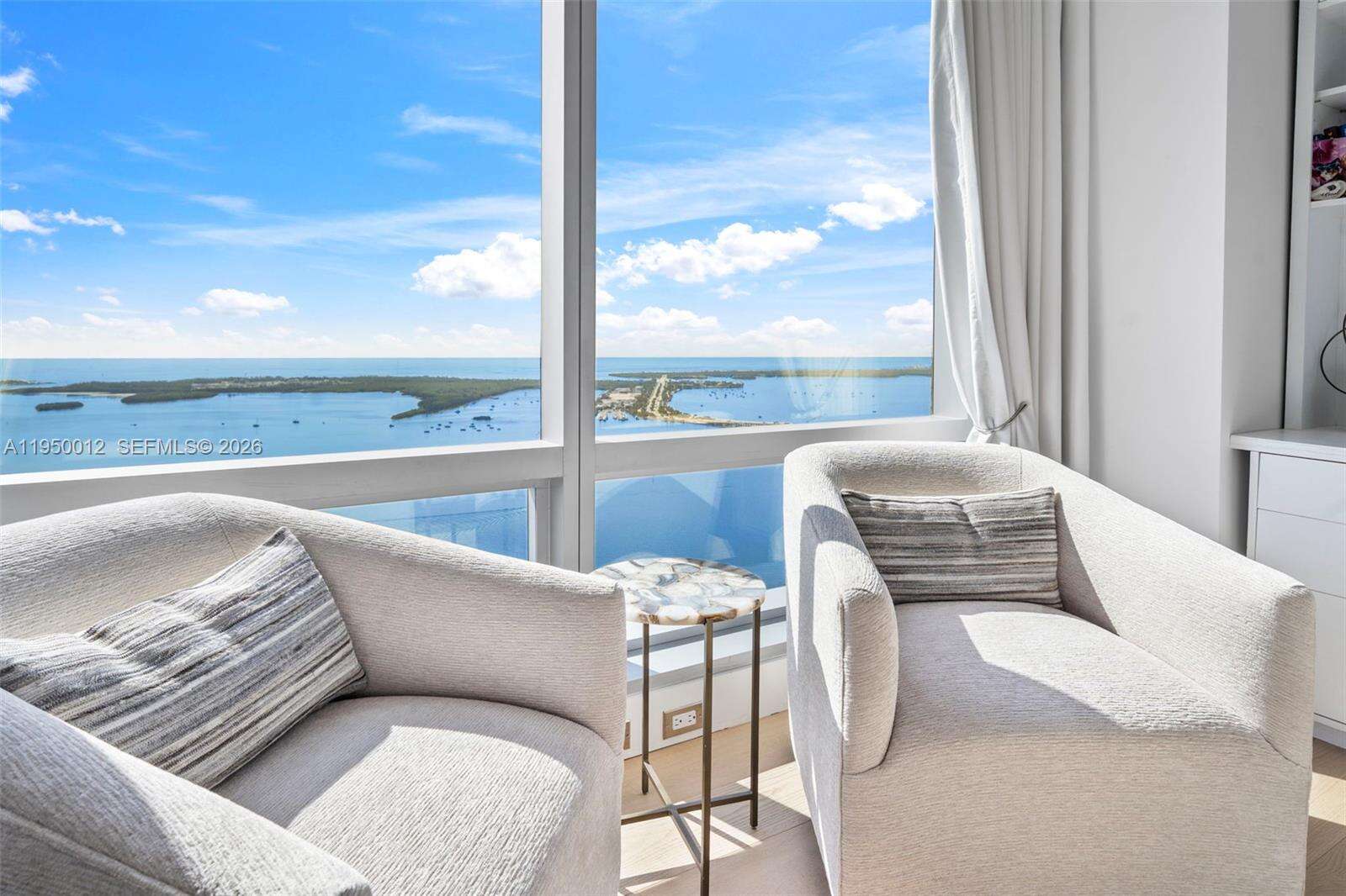 MILLENNIUM TOWER - 1425 Brickell Ave, Miami, FL 33131 | Picture 17